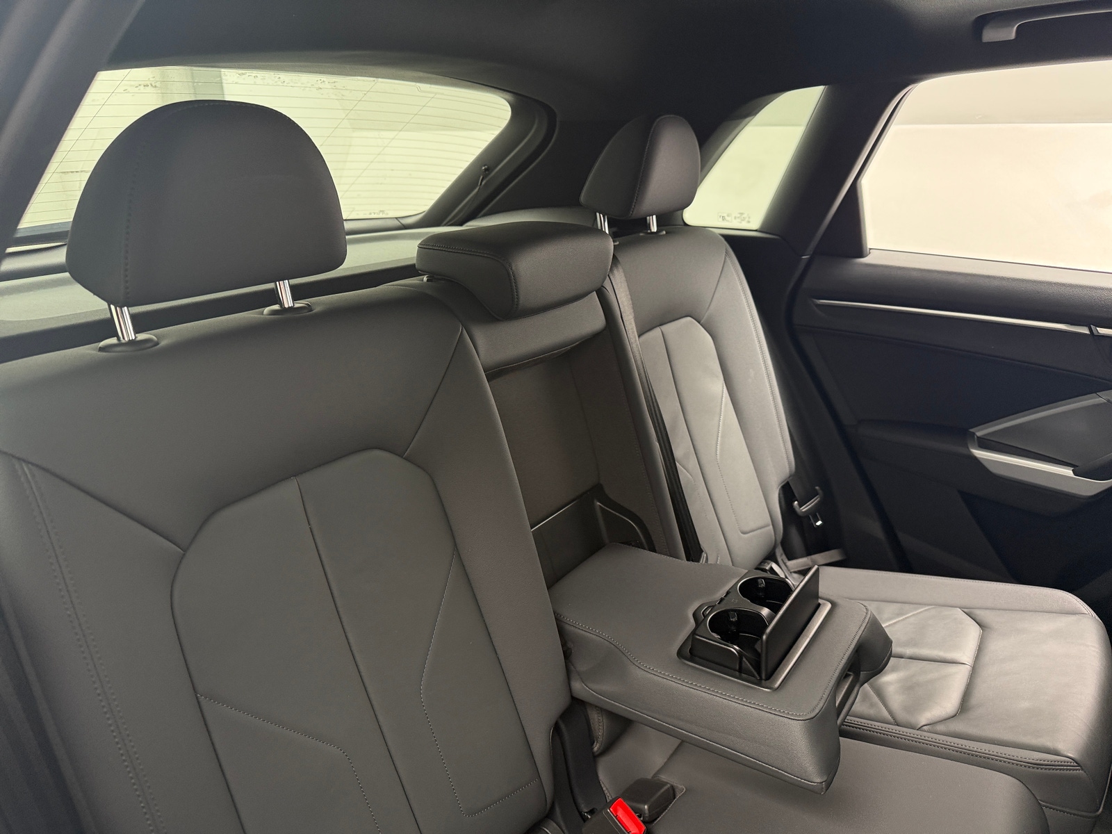Thumbnail: 2021 Audi Q3 - 6