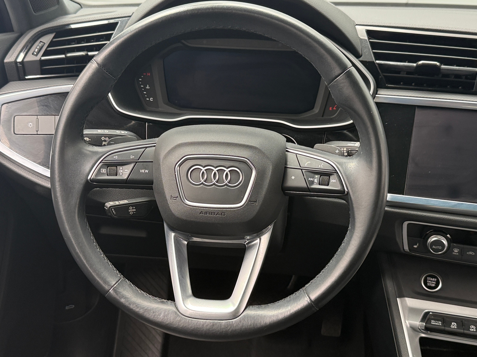 Thumbnail: 2021 Audi Q3 - 5