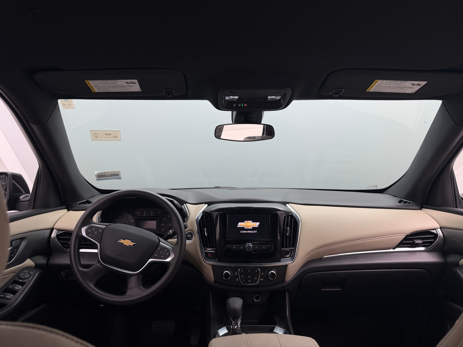 Thumbnail: 2023 Chevrolet Traverse - 3