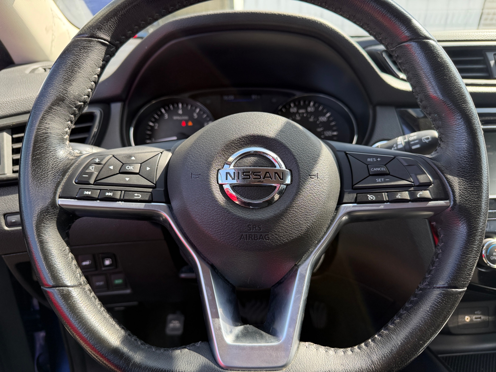 Thumbnail: 2018 Nissan Rogue - 5