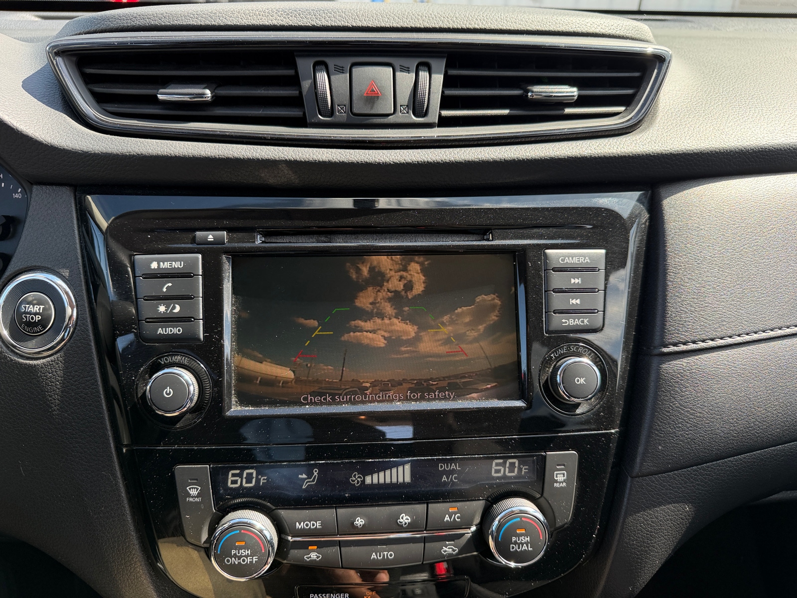 Thumbnail: 2018 Nissan Rogue - 4