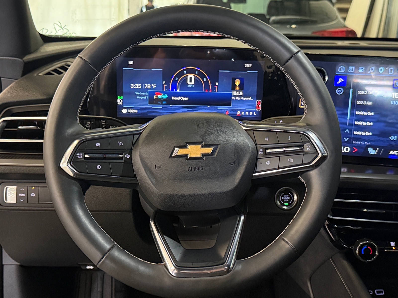Thumbnail: 2025 Chevrolet Traverse - 5