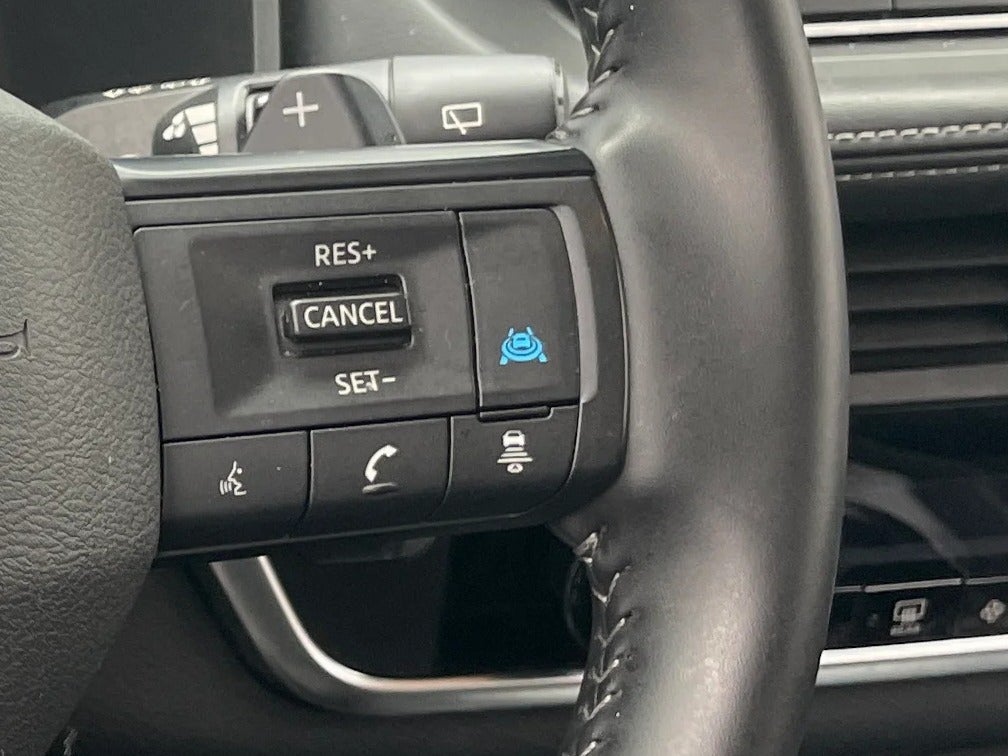 2025 Nissan Rogue SV - Photo 18