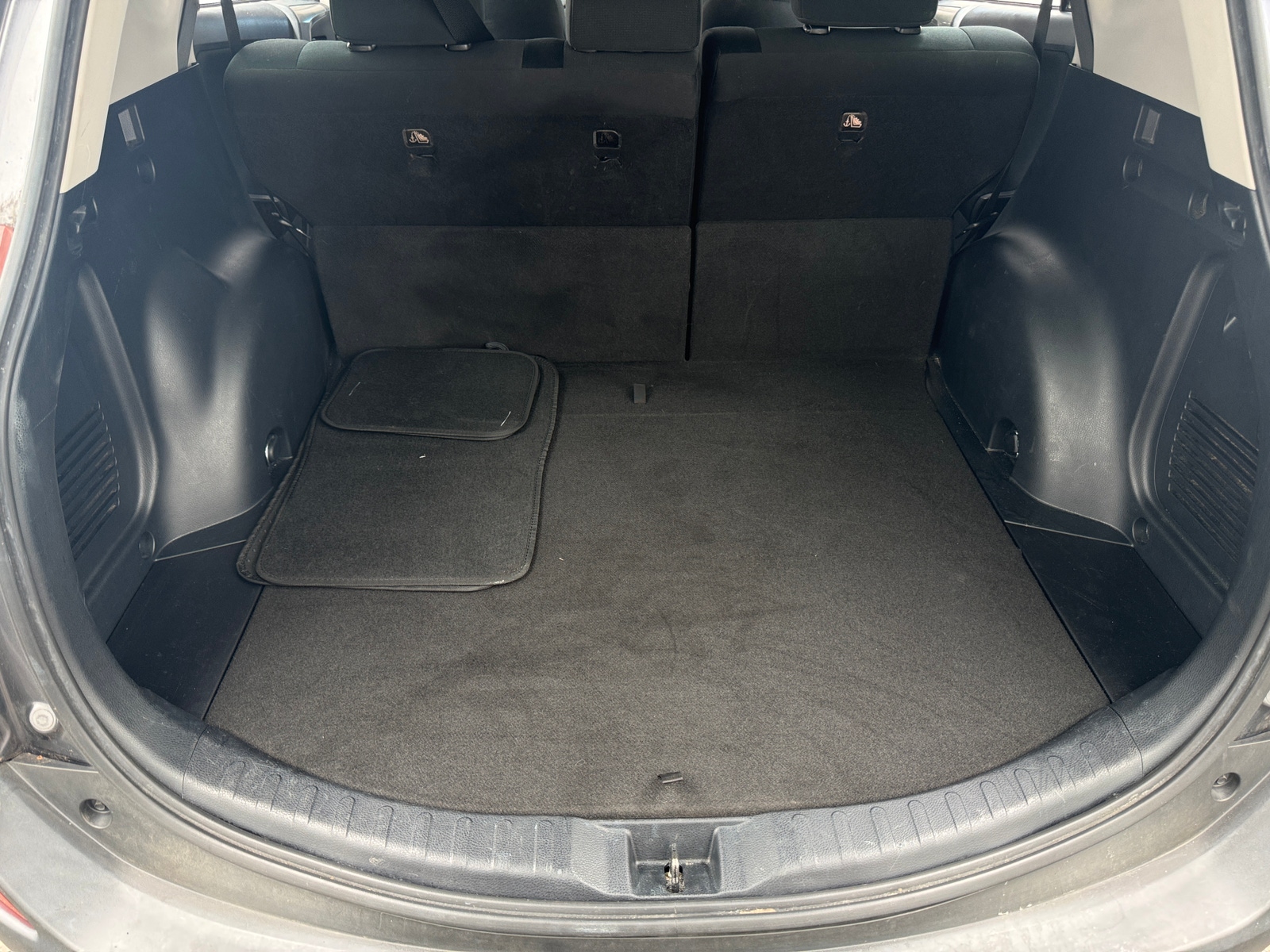 Thumbnail: 2015 Toyota RAV4 - 7