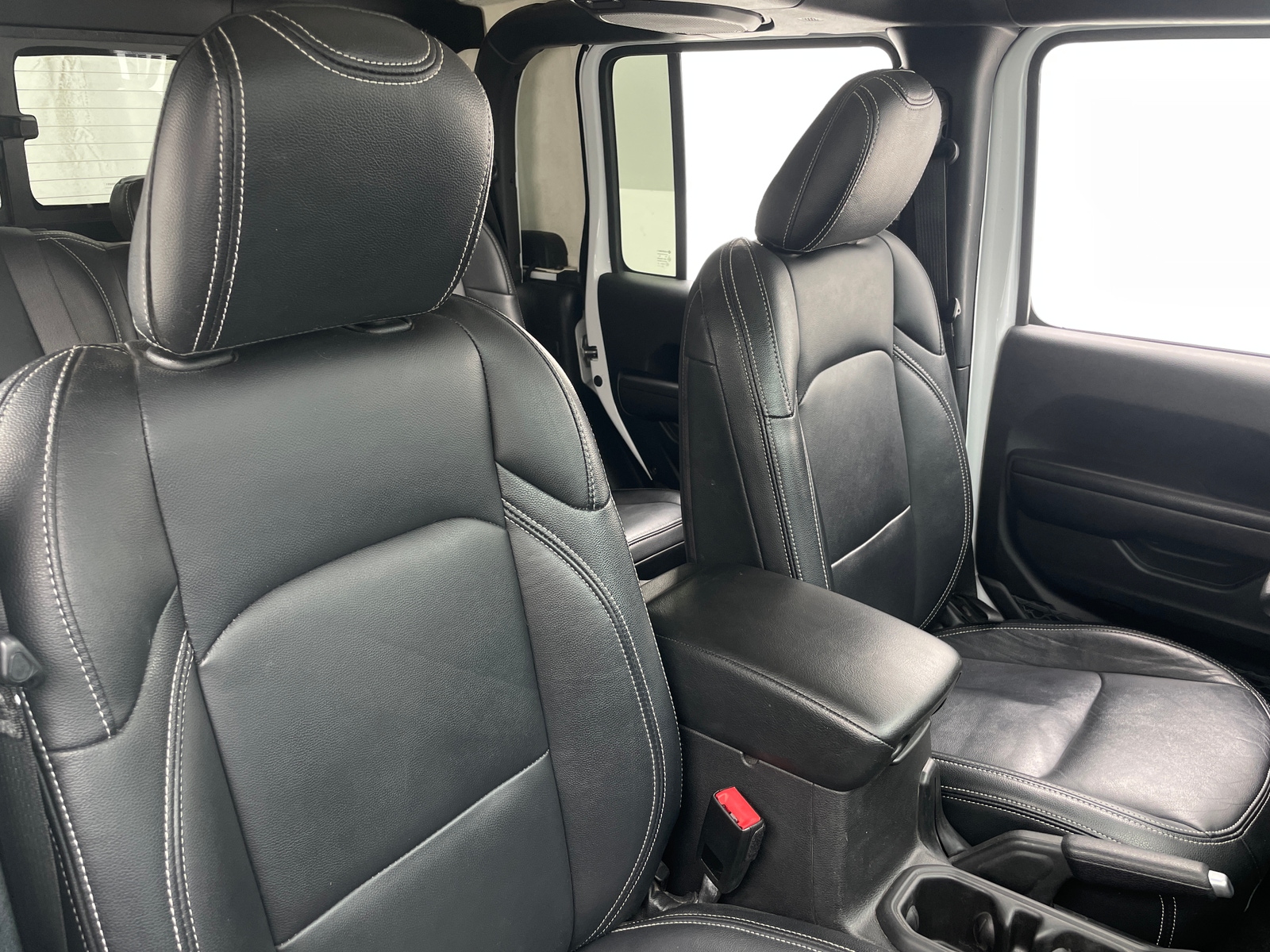 Thumbnail: 2020 Jeep Gladiator - 2