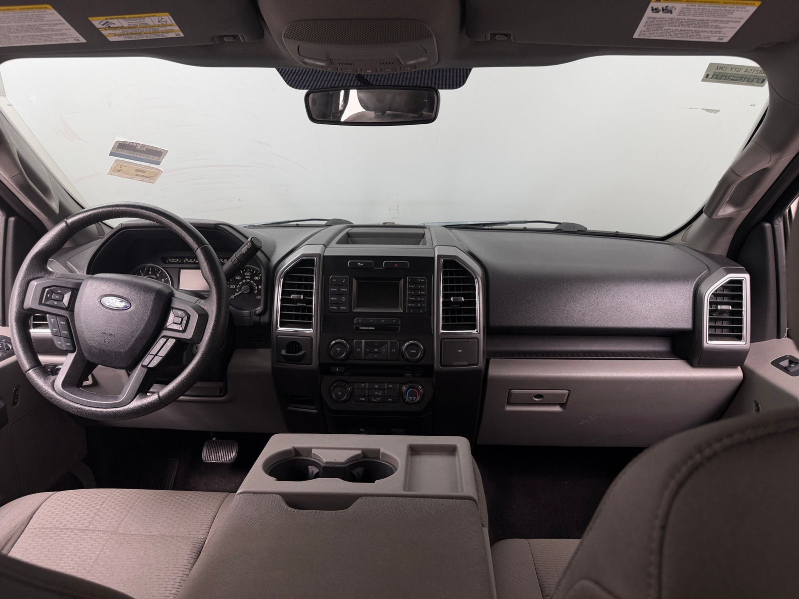 Thumbnail: 2016 Ford Econoline - 3