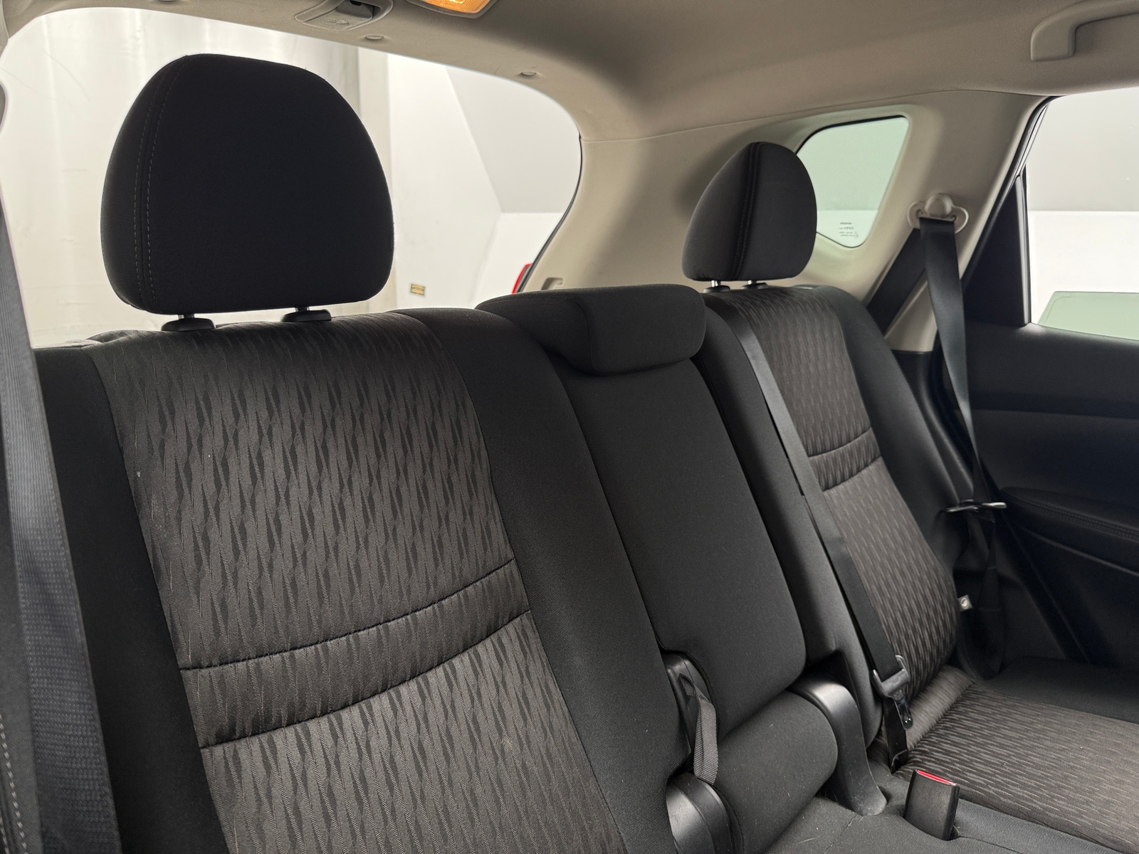 Thumbnail: 2017 Nissan Rogue - 6