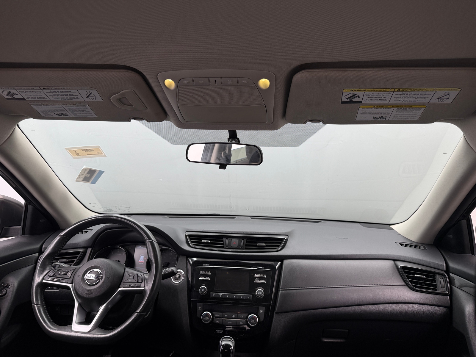 Thumbnail: 2017 Nissan Rogue - 3