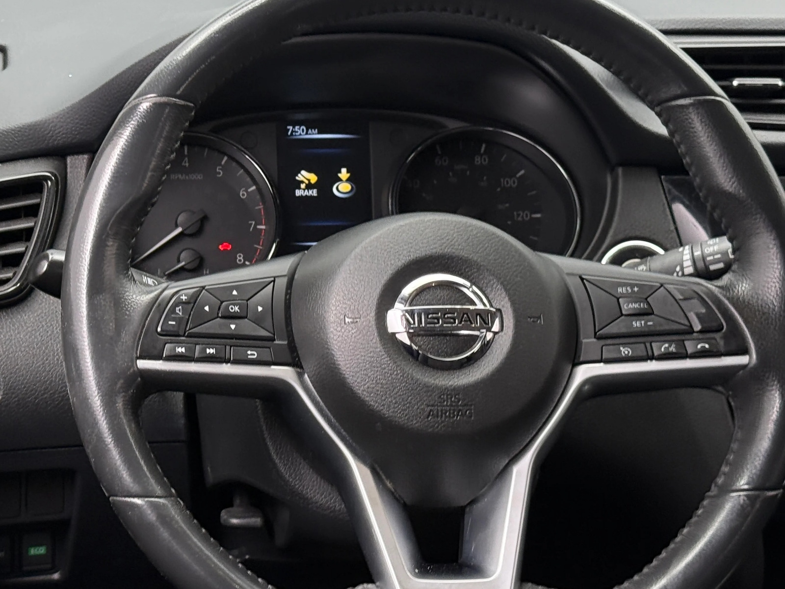 Thumbnail: 2017 Nissan Rogue - 5