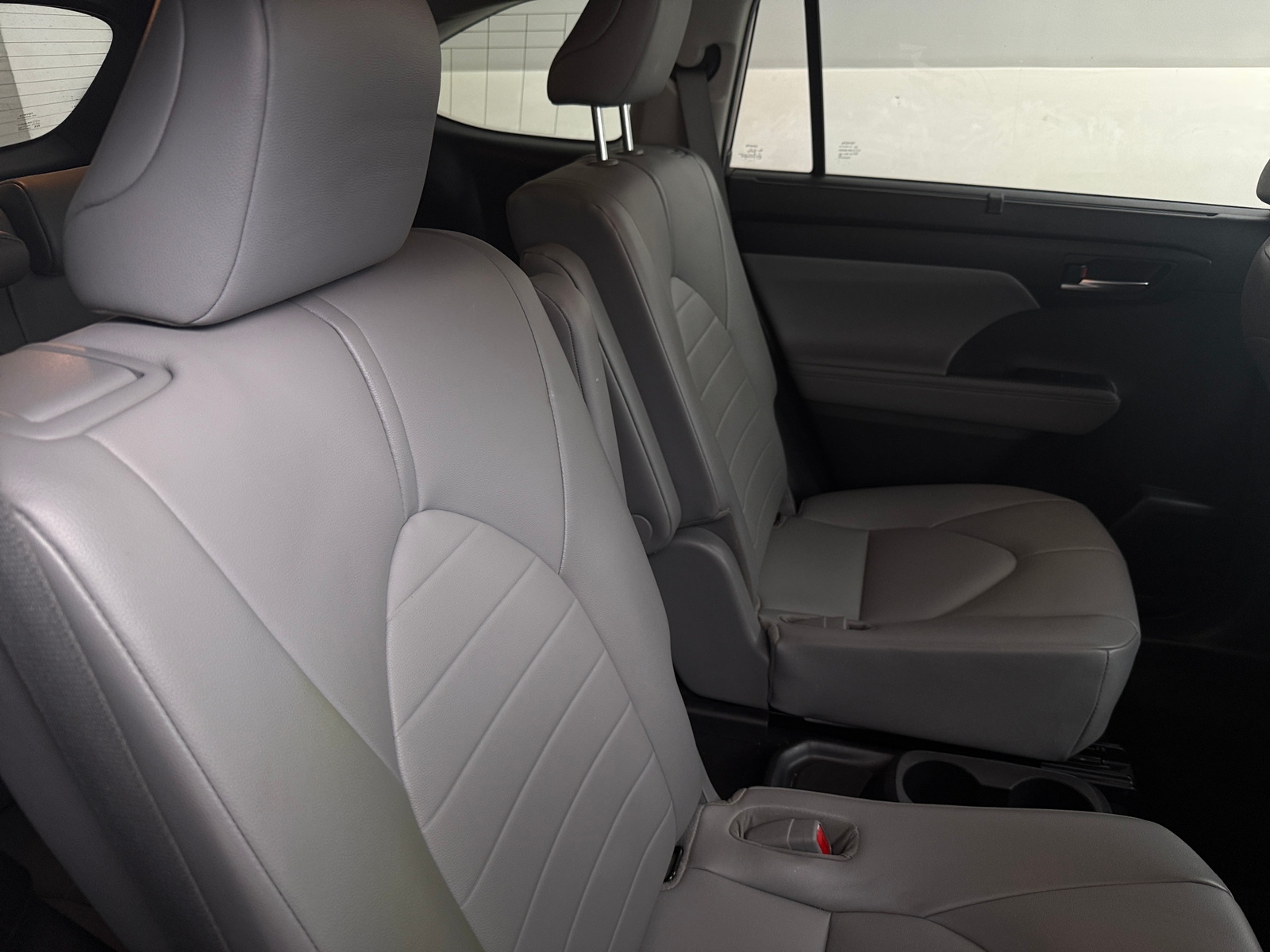 Thumbnail: 2021 Toyota Highlander - 5
