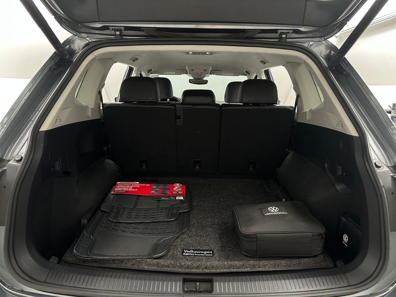 Thumbnail: 2024 Volkswagen Tiguan - 6