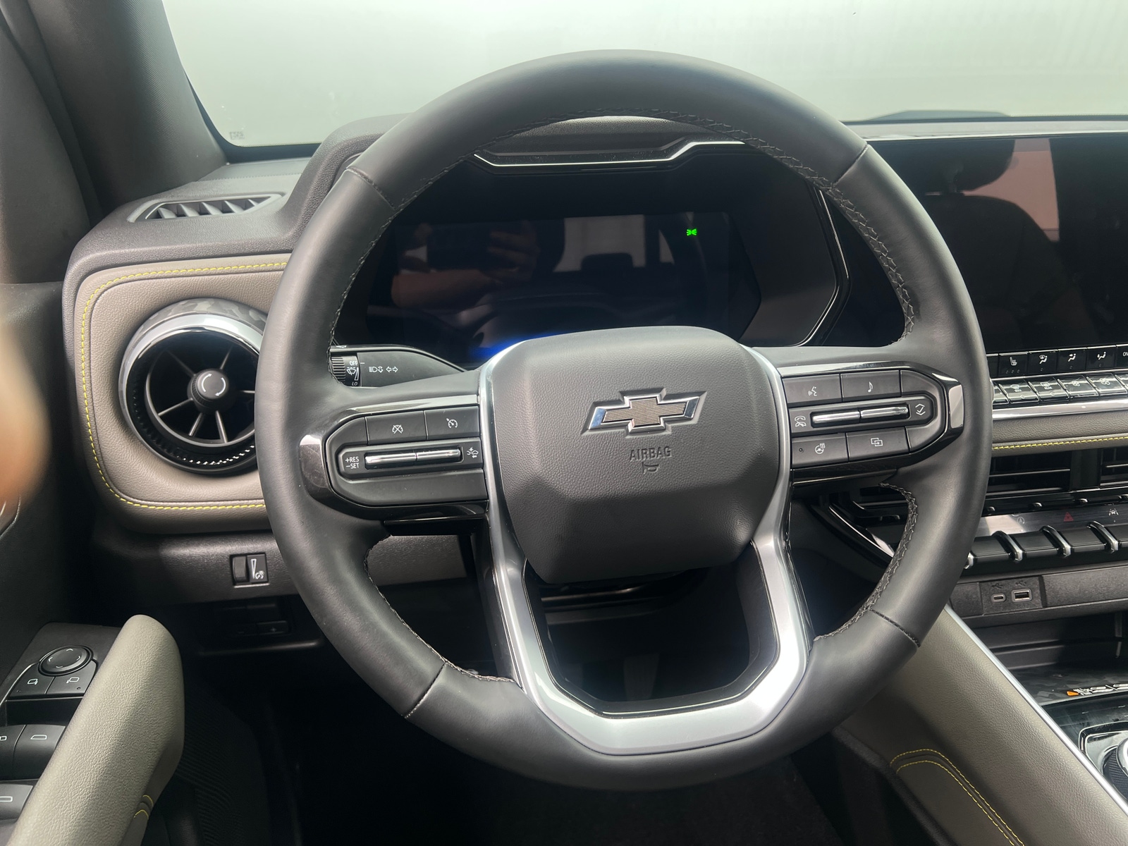 Thumbnail: 2026 Chevrolet Colorado - 4