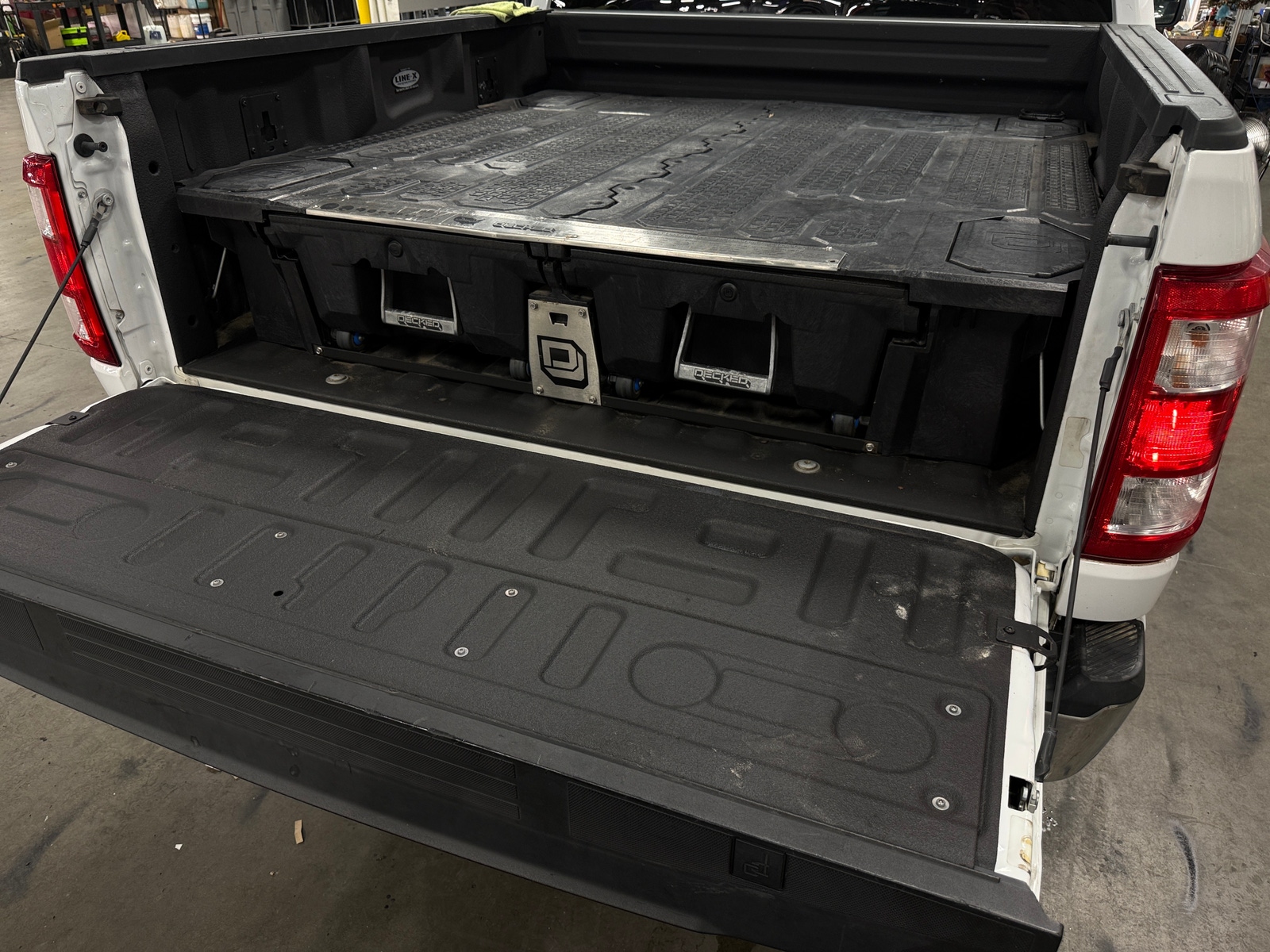 Thumbnail: 2021 Ford Econoline - 7