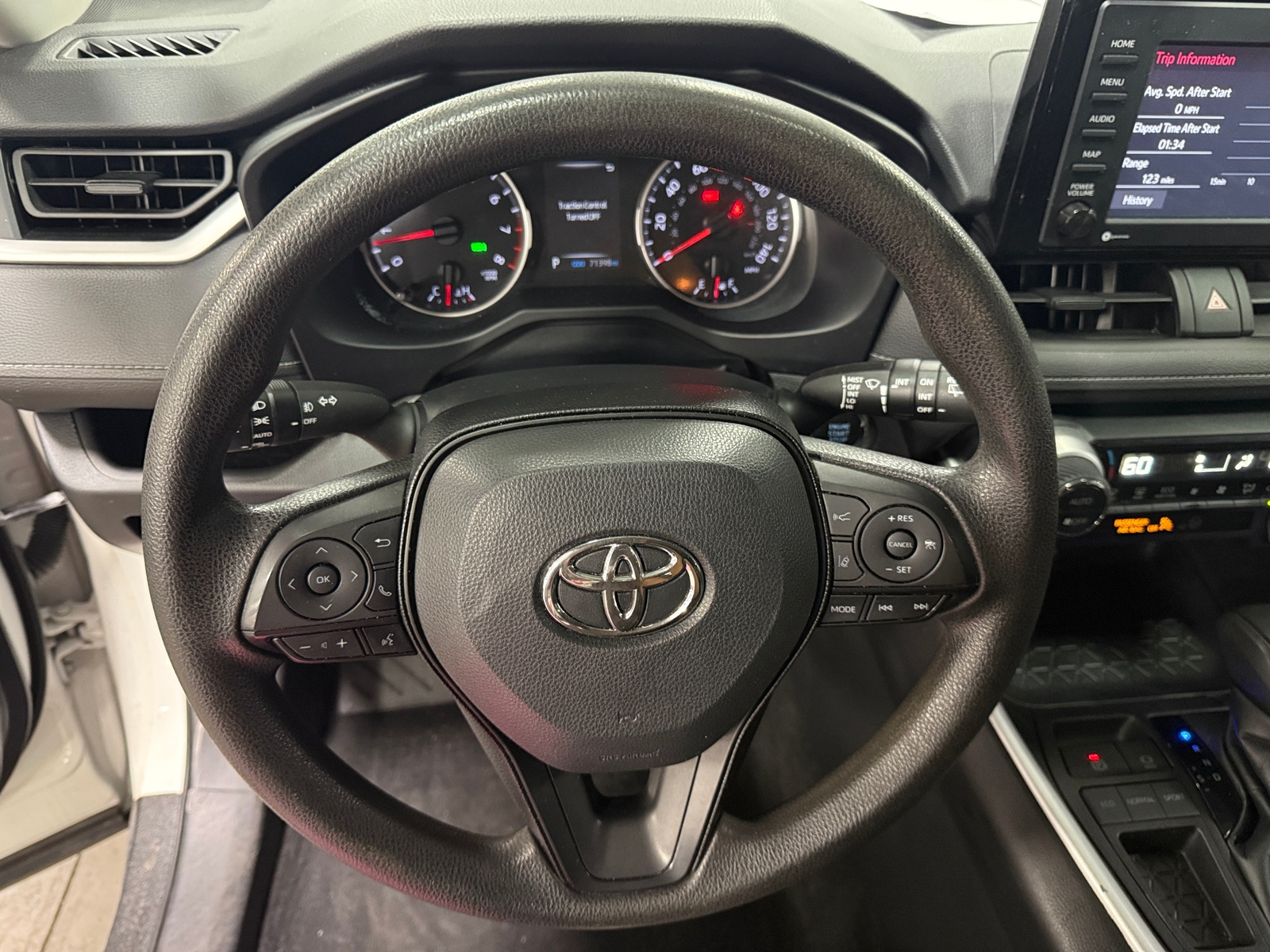 Thumbnail: 2021 Toyota RAV4 - 5