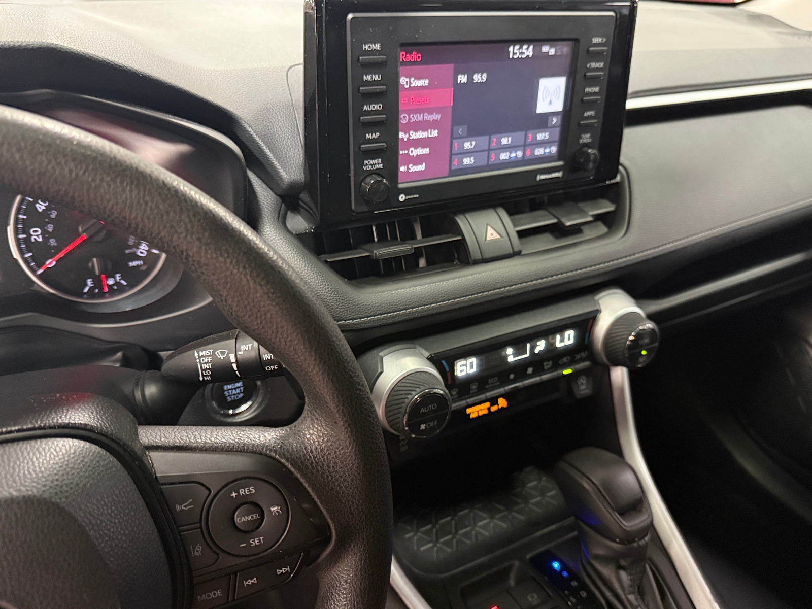 Thumbnail: 2021 Toyota RAV4 - 4