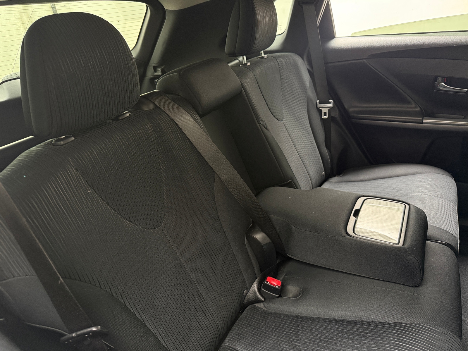 Thumbnail: 2014 Toyota Venza - 6