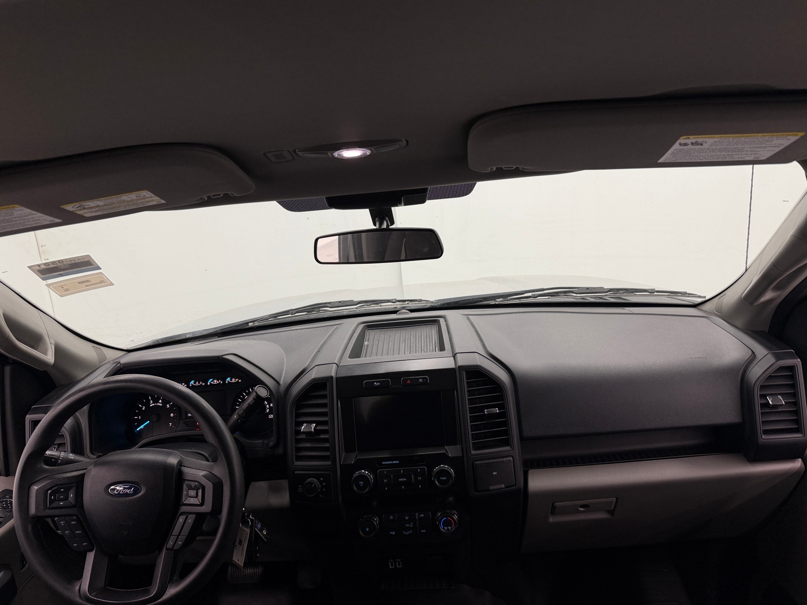 Thumbnail: 2019 Ford Econoline - 3