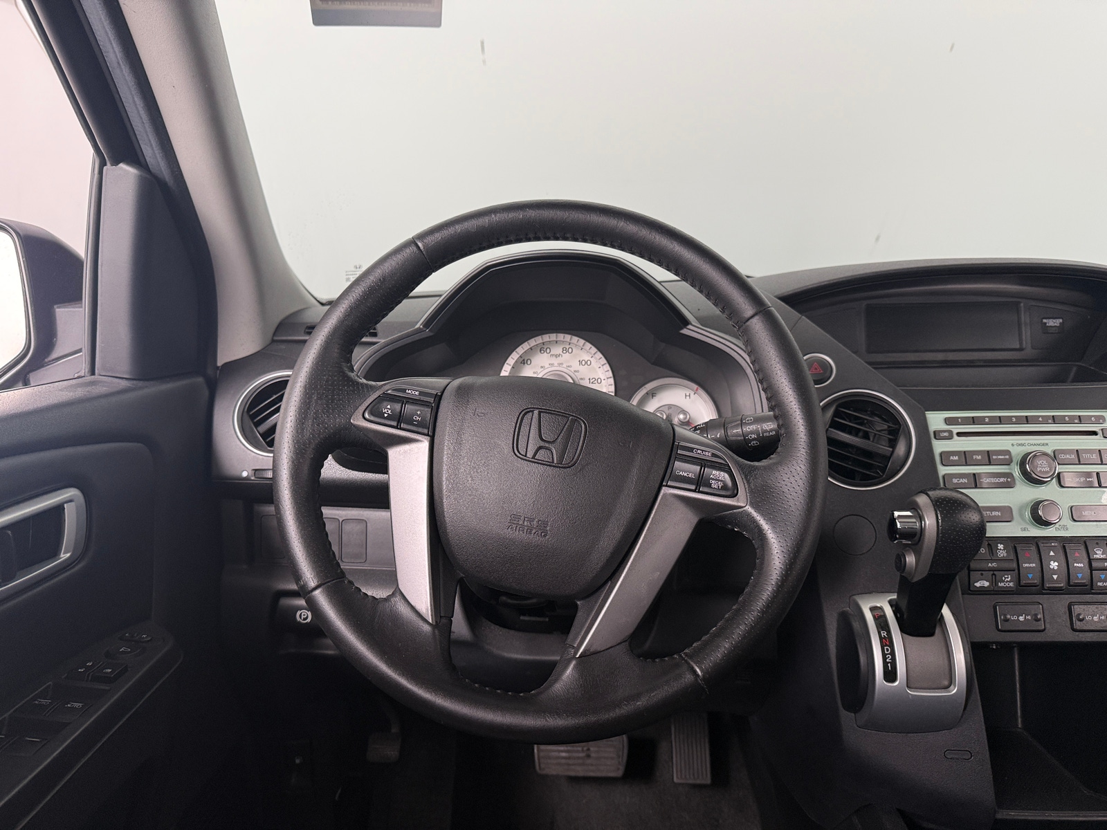 Thumbnail: 2011 Honda Pilot - 4