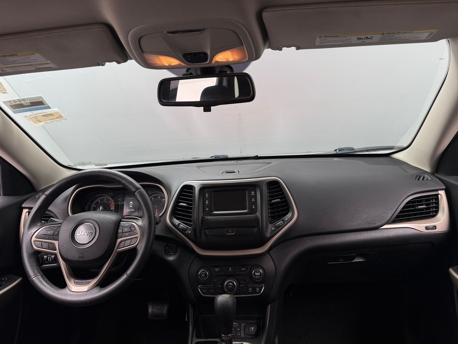 Thumbnail: 2017 Jeep Cherokee - 3