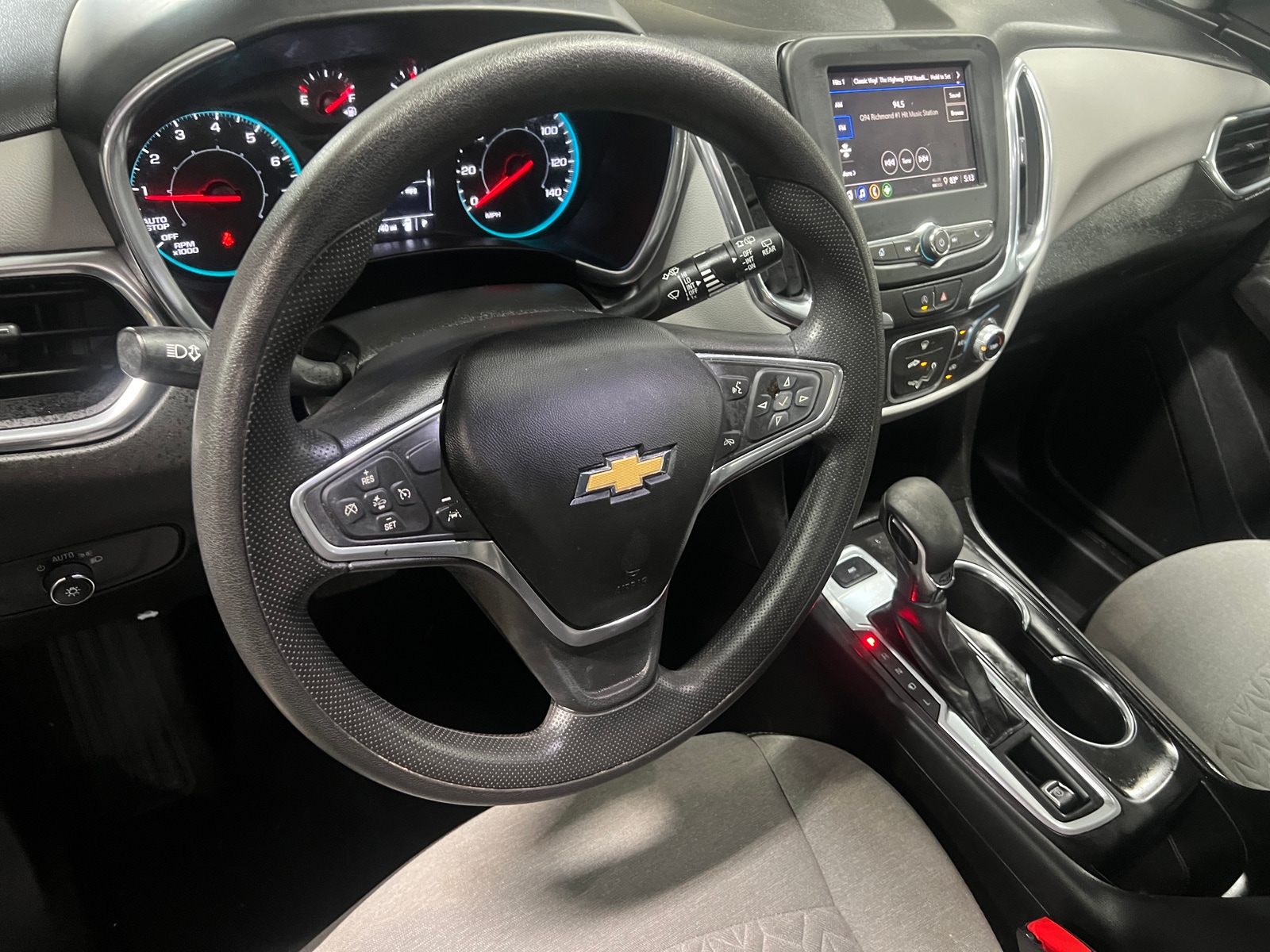 Thumbnail: 2022 Chevrolet Equinox - 5