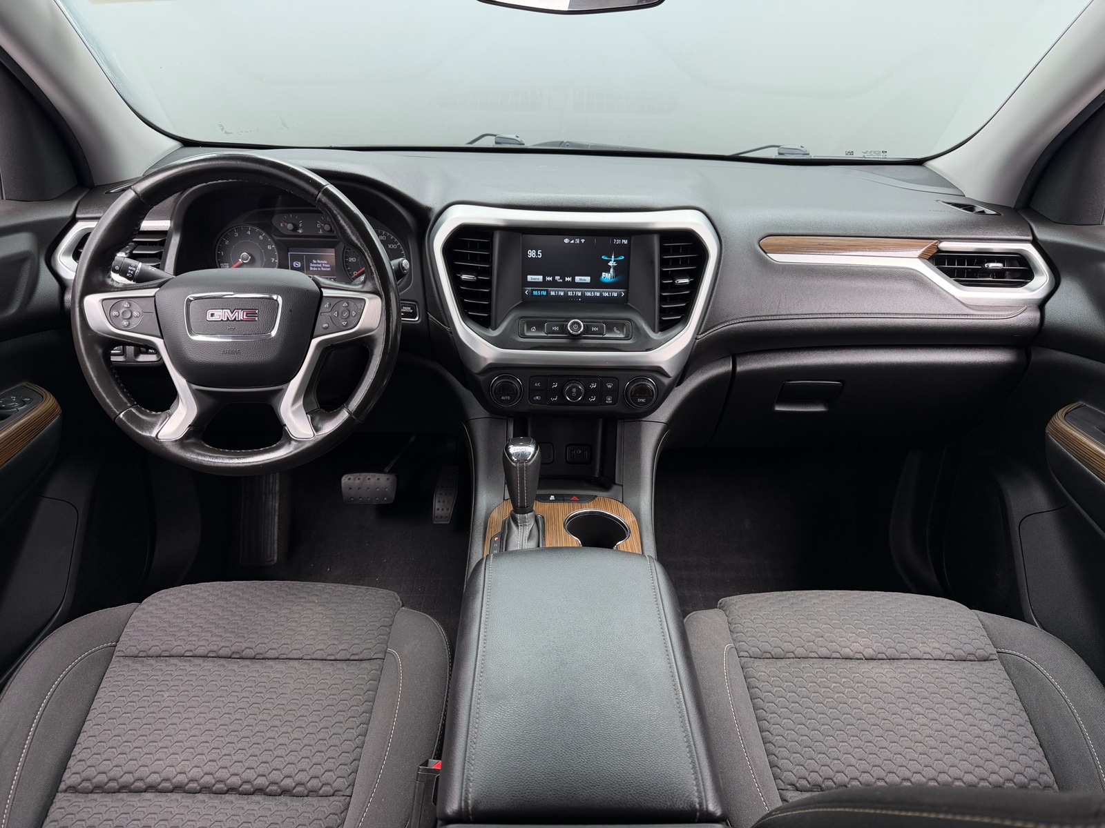 Thumbnail: 2019 GMC Acadia - 3
