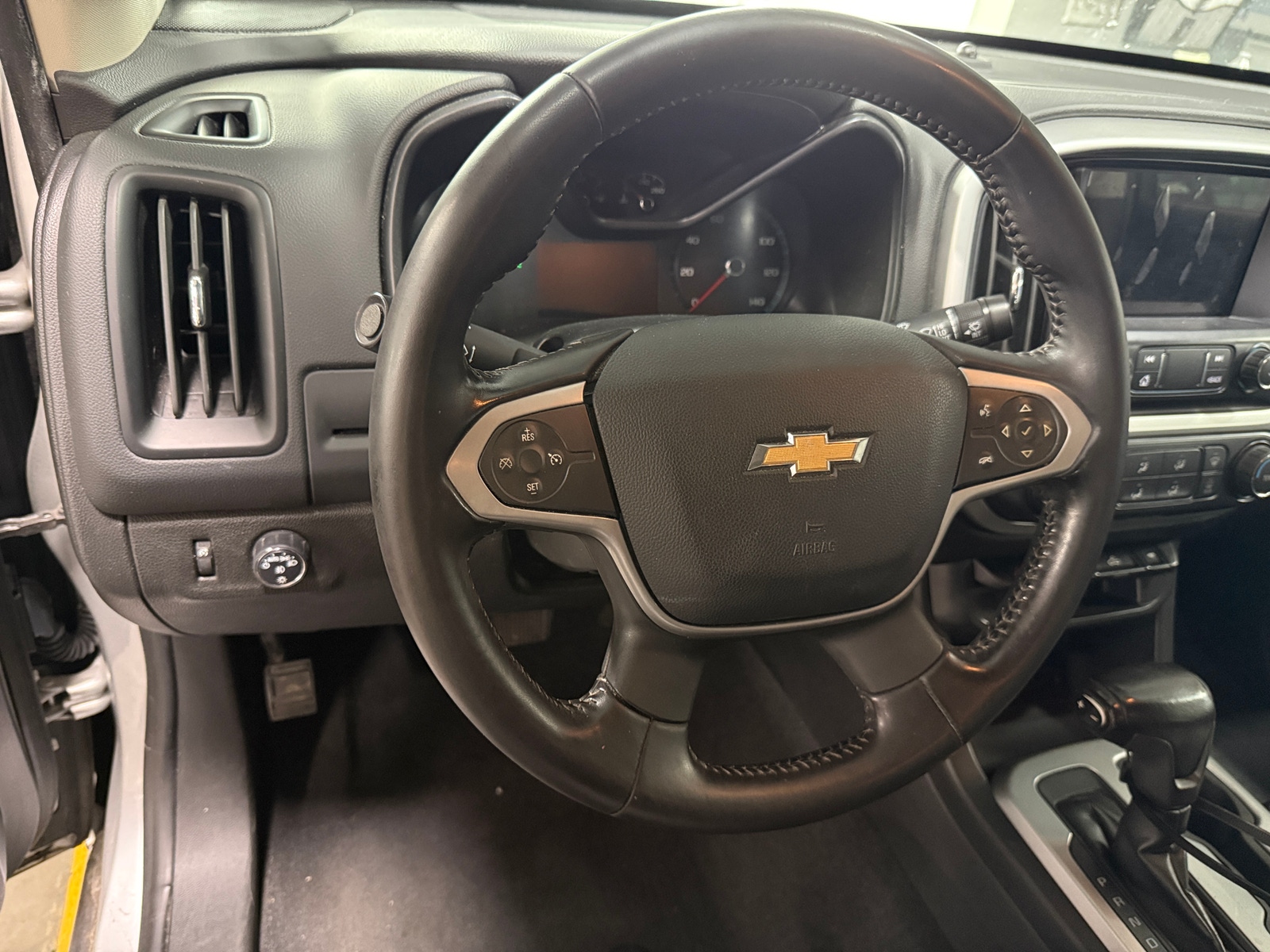 Thumbnail: 2020 Chevrolet Colorado - 5