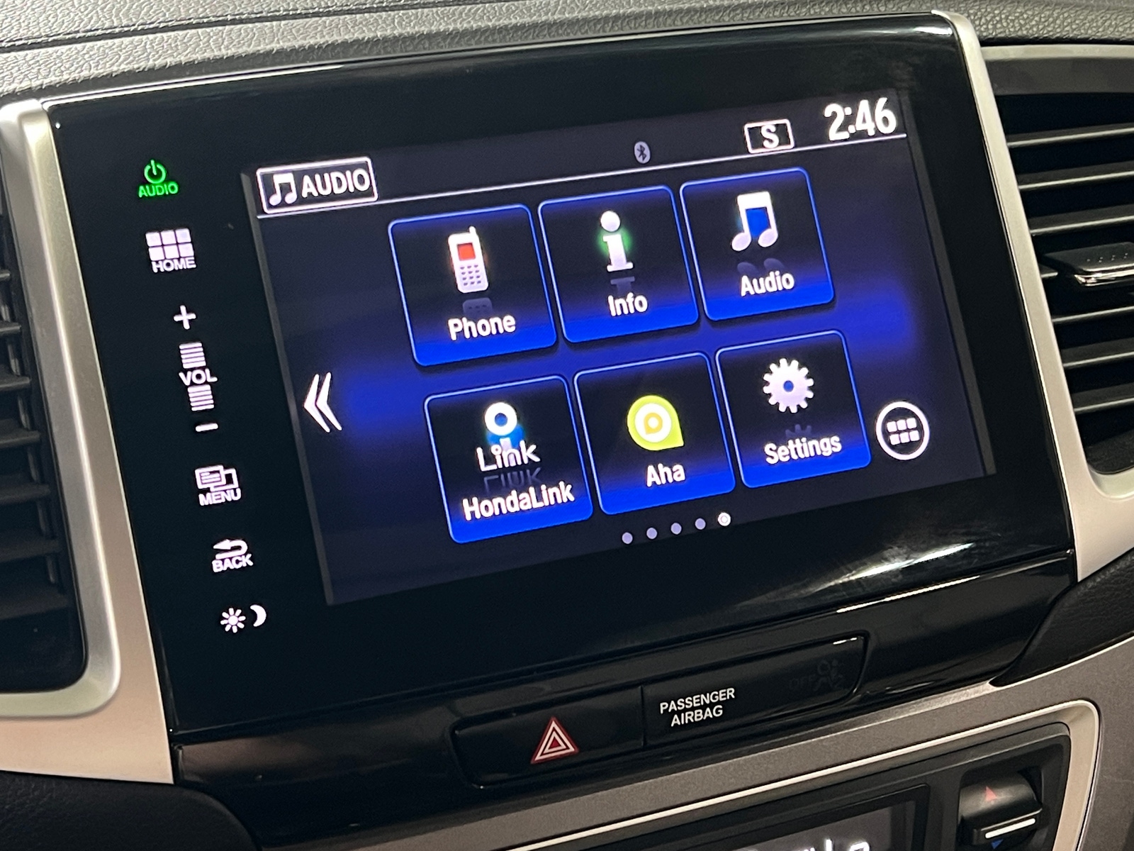 Thumbnail: 2016 Honda Pilot - 3