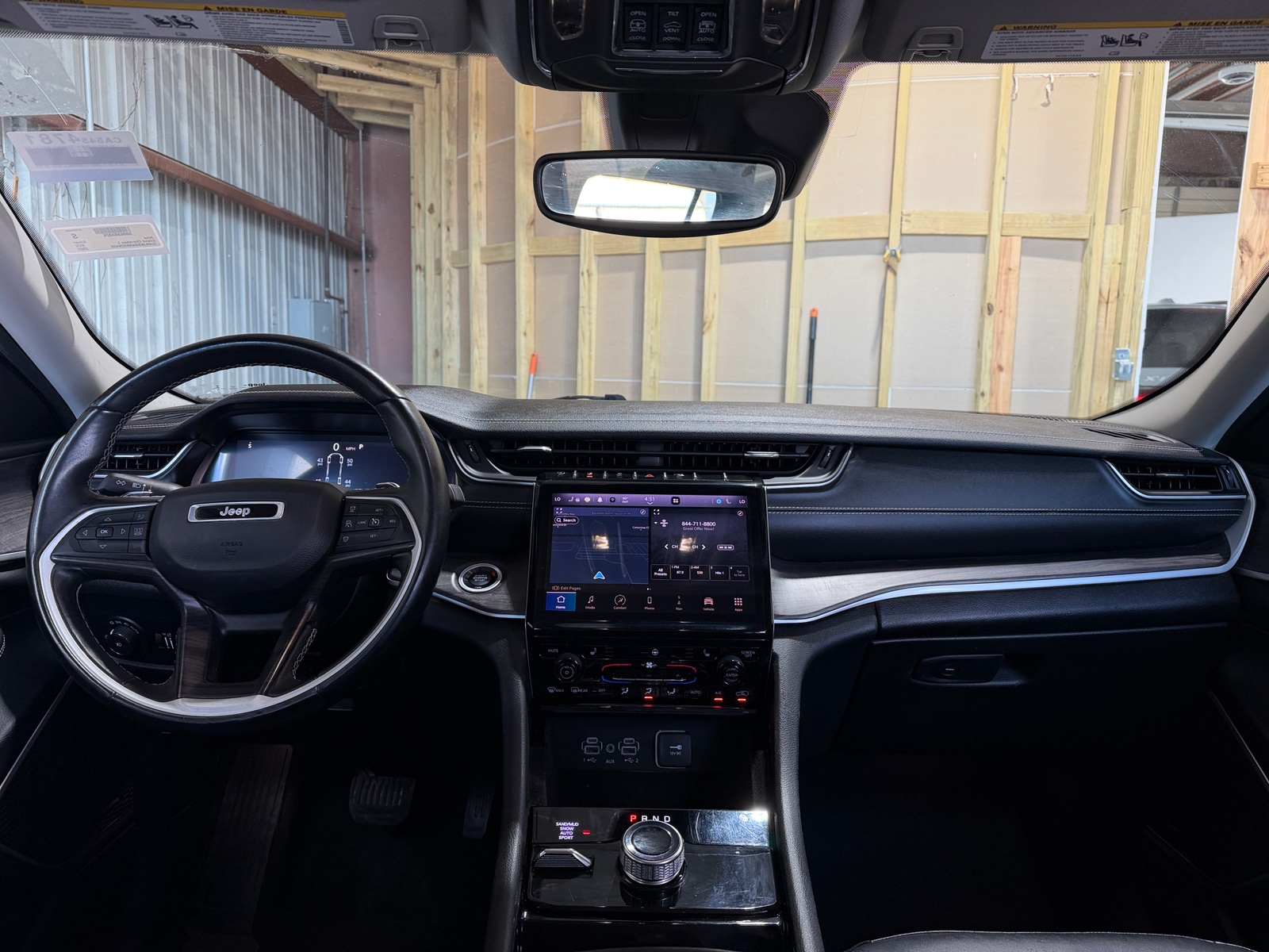 Thumbnail: 2022 Jeep Grand Cherokee L - 2