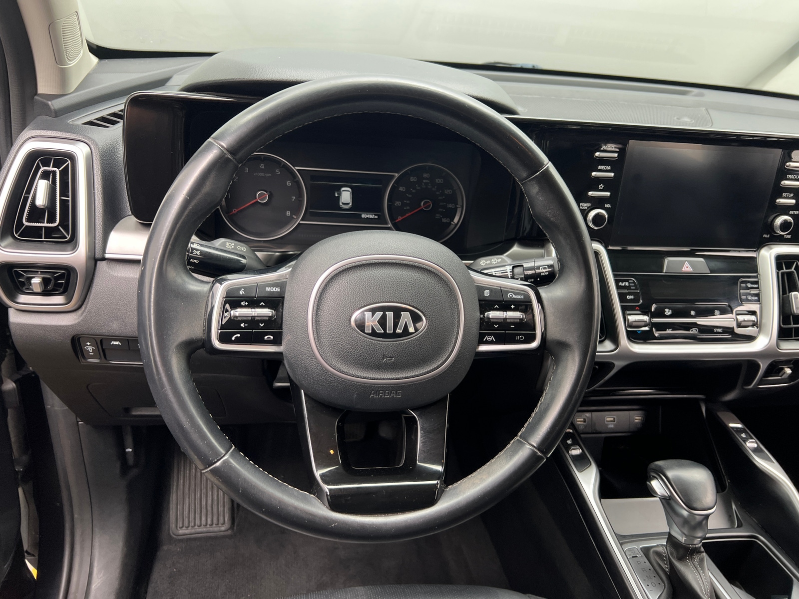 Thumbnail: 2021 Kia Sorento - 4