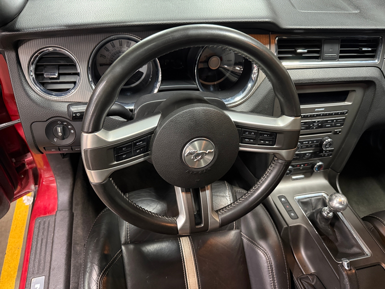 Thumbnail: 2011 Ford Mustang - 4