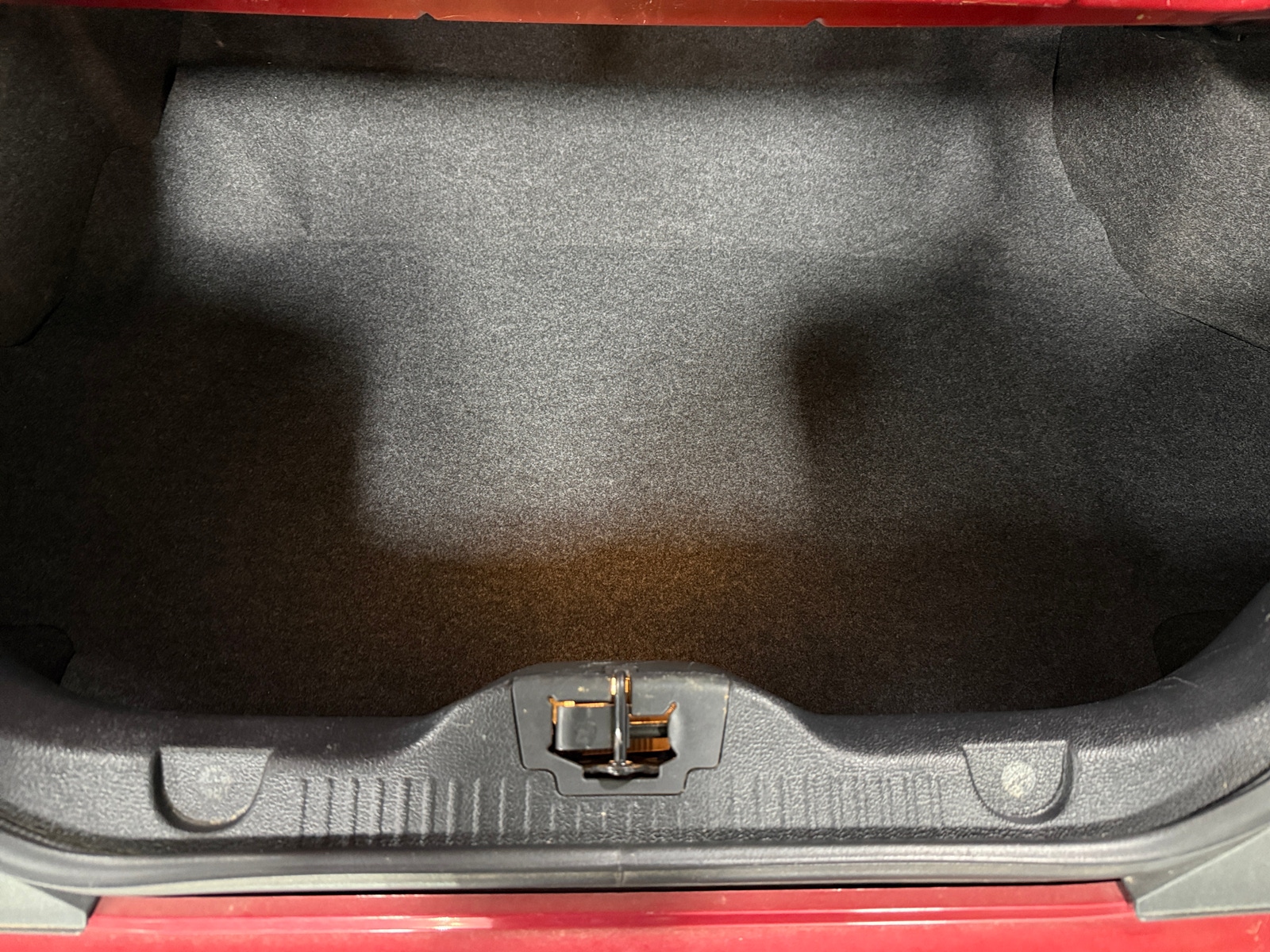 Thumbnail: 2011 Ford Mustang - 6