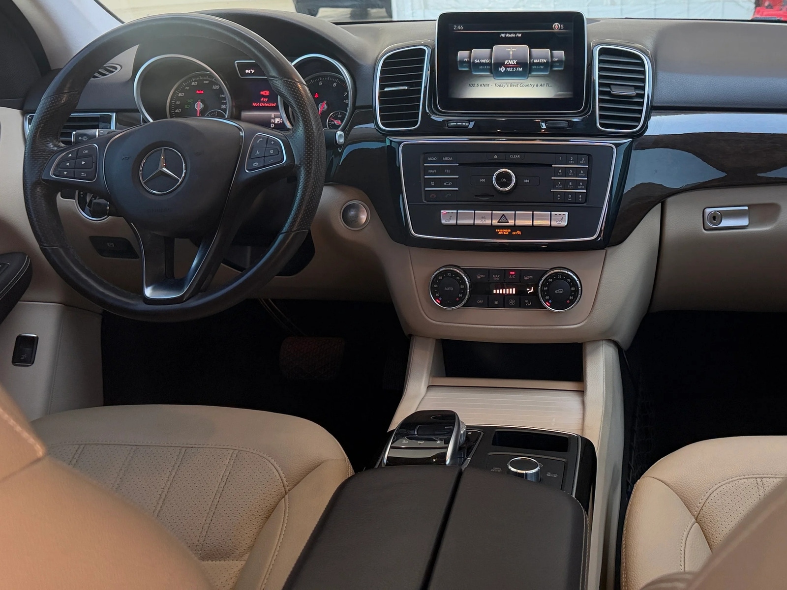 Thumbnail: 2016 Mercedes-Benz GLE - 2