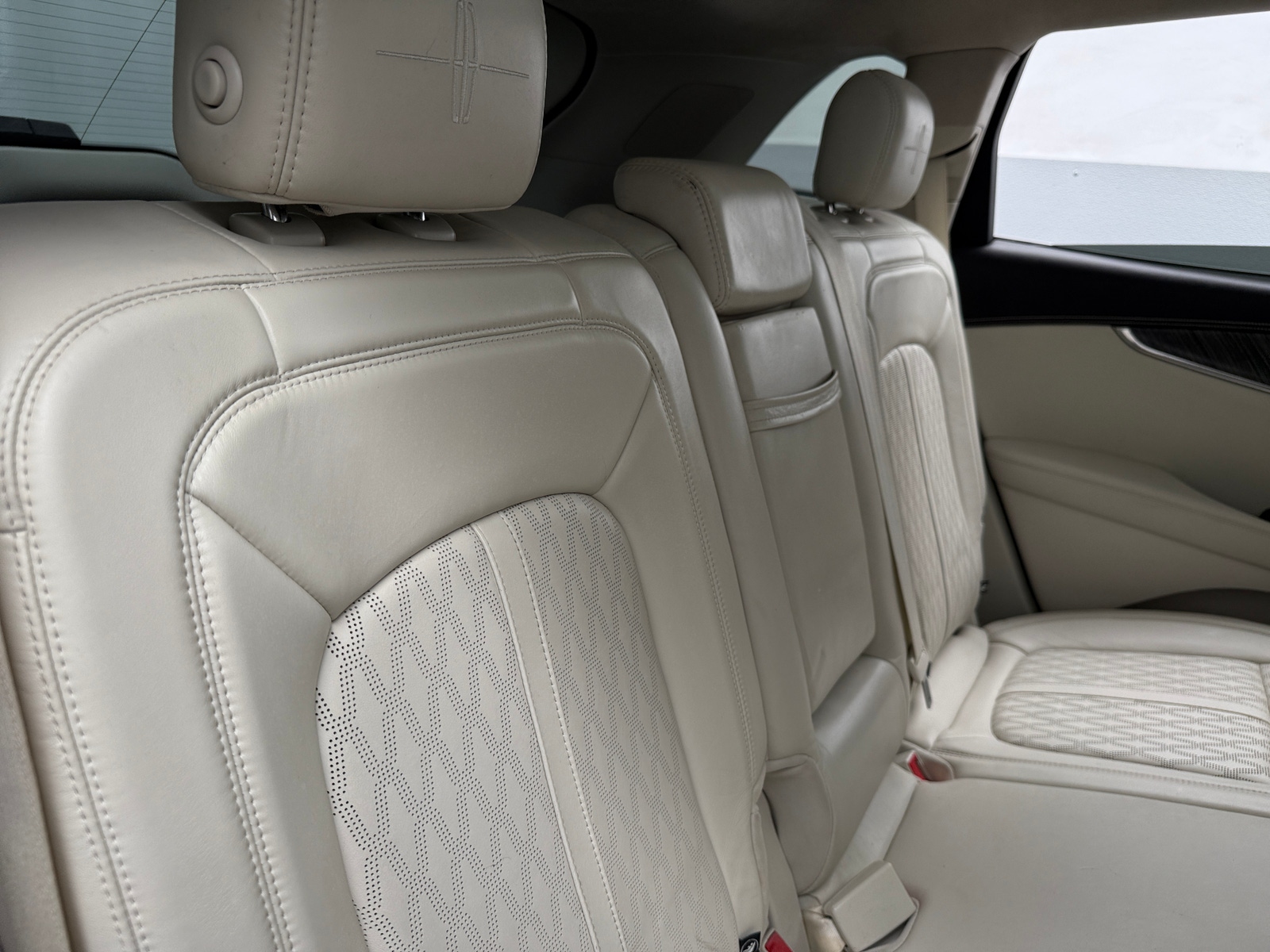 Thumbnail: 2019 Lincoln Nautilus - 5
