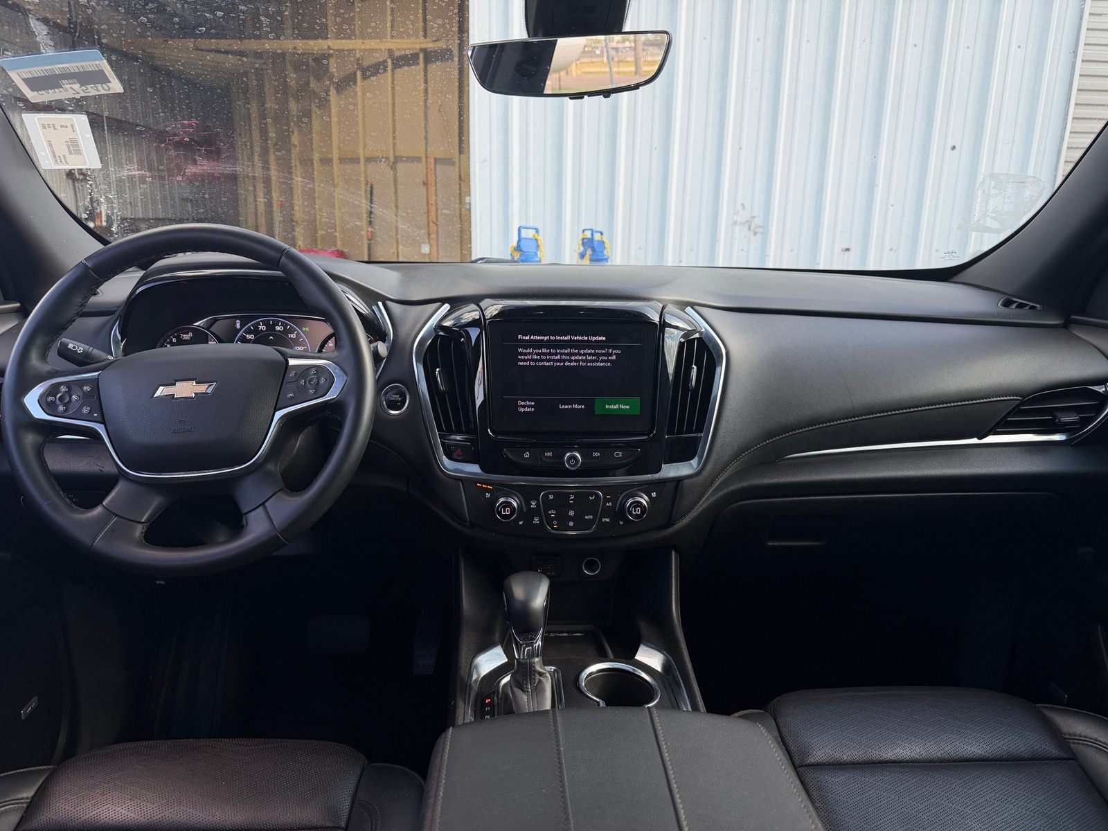 Thumbnail: 2023 Chevrolet Traverse - 2