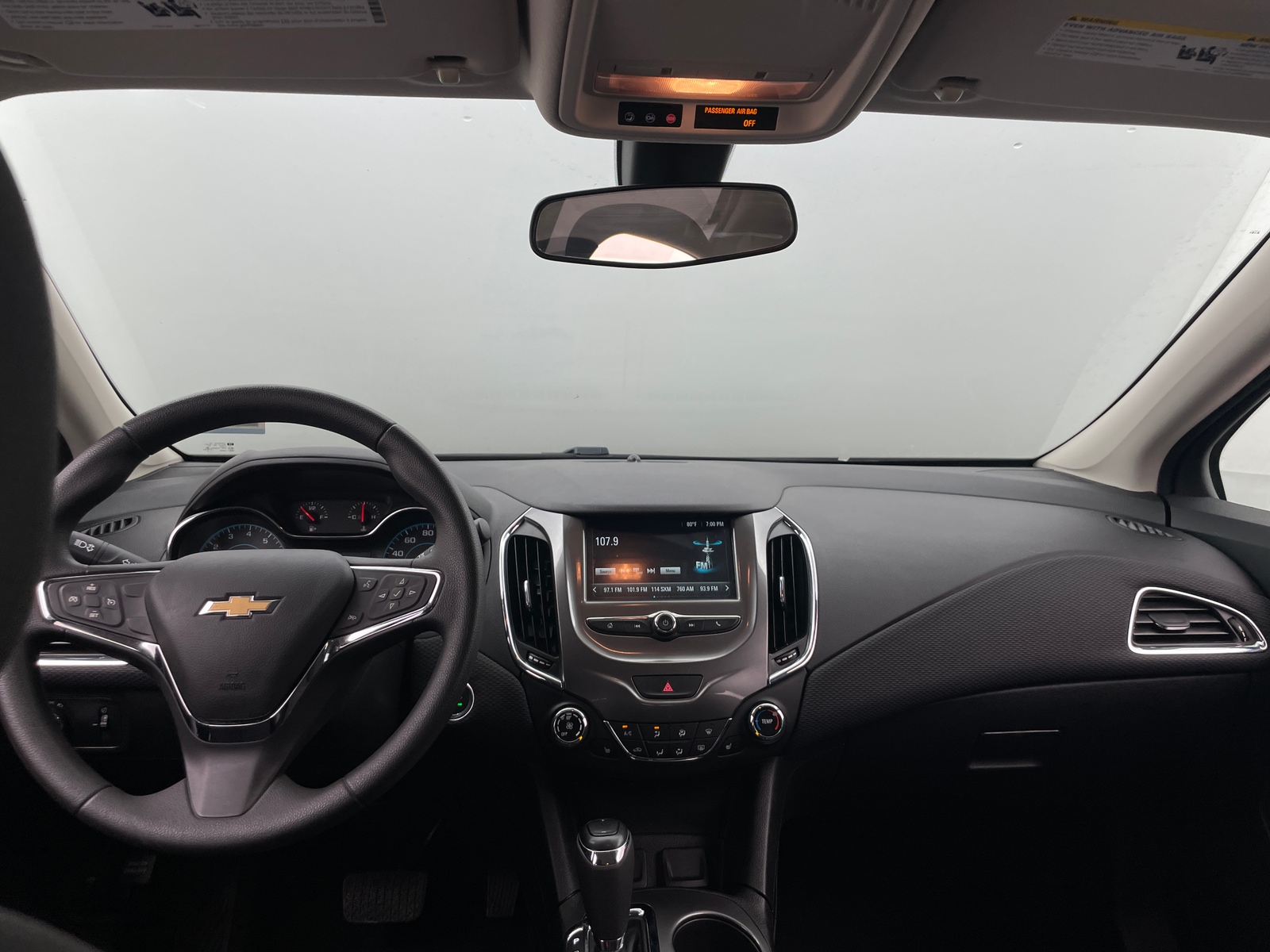 Thumbnail: 2017 Chevrolet Cruze - 3