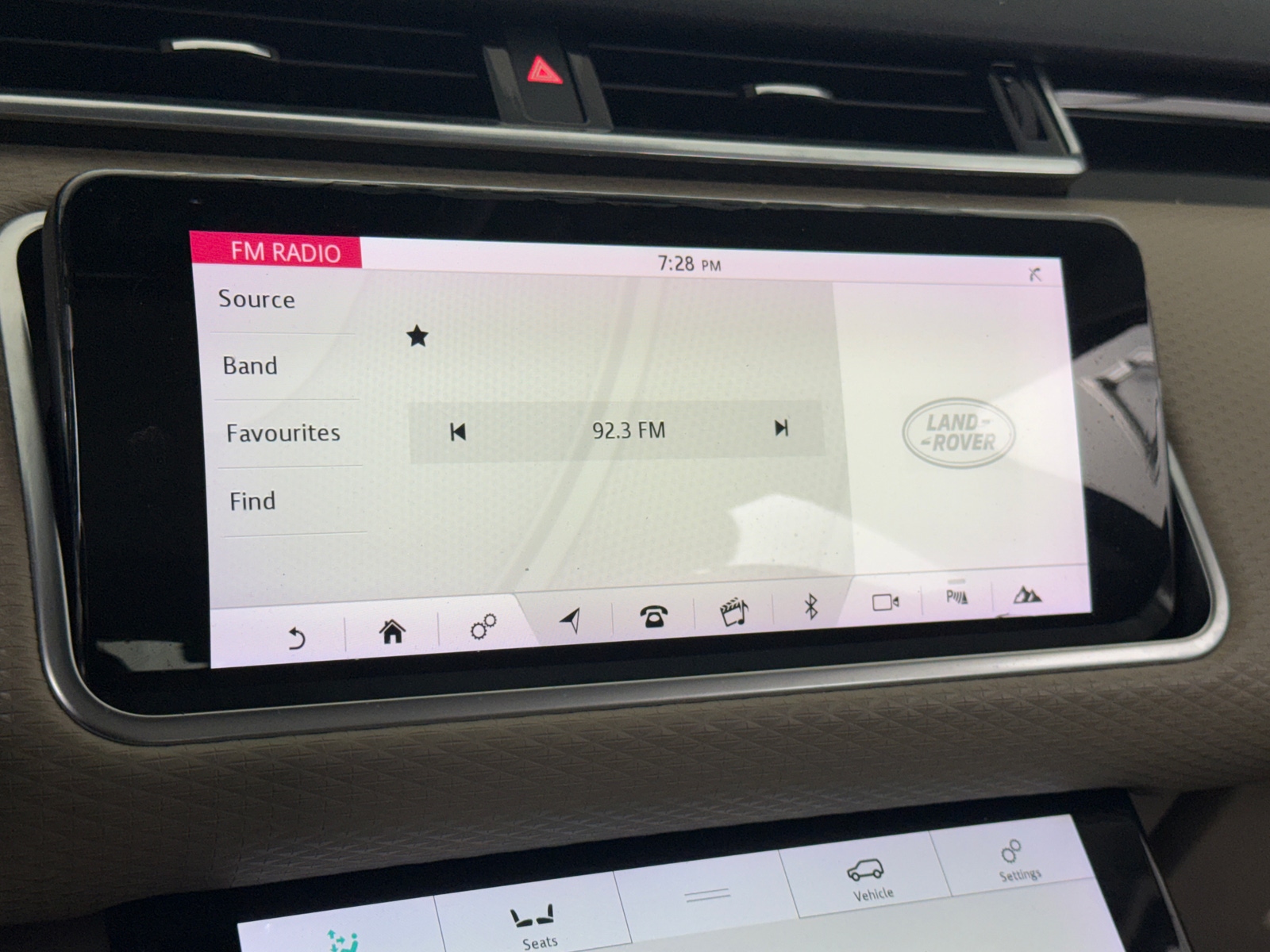 Thumbnail: 2018 Land Rover Range Rover Velar - 3