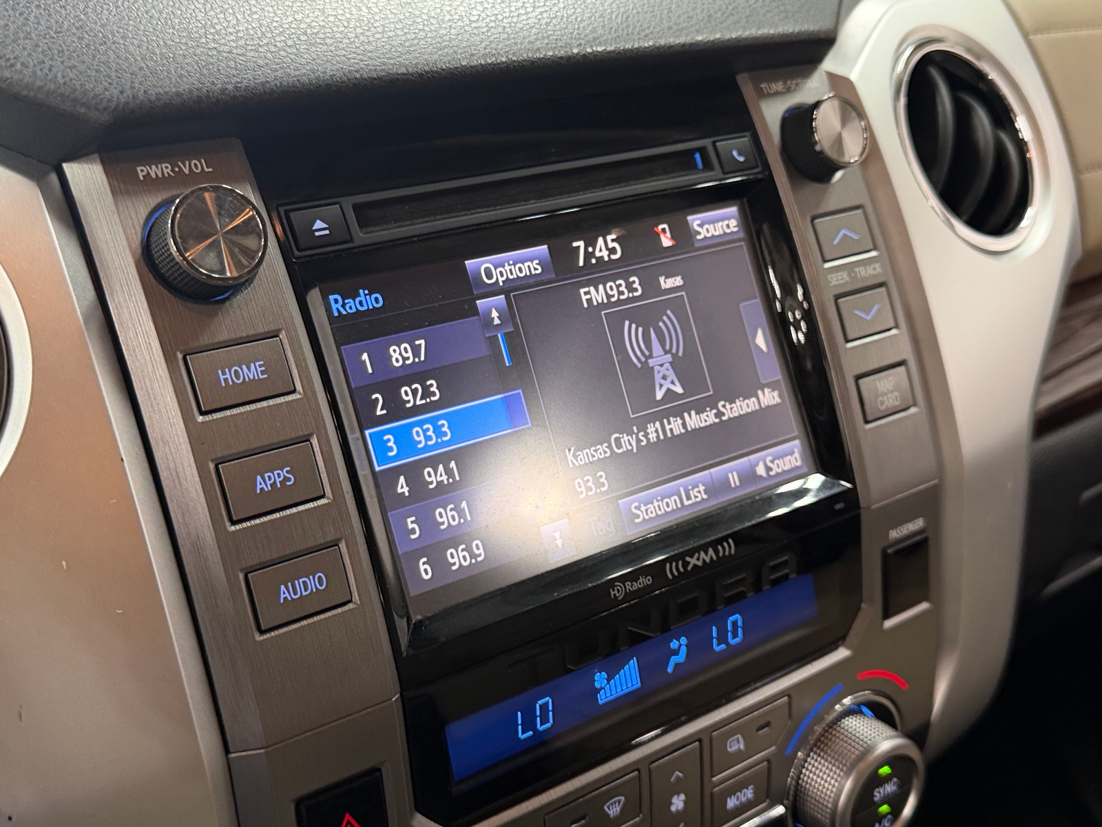 Thumbnail: 2014 Toyota Tundra - 4