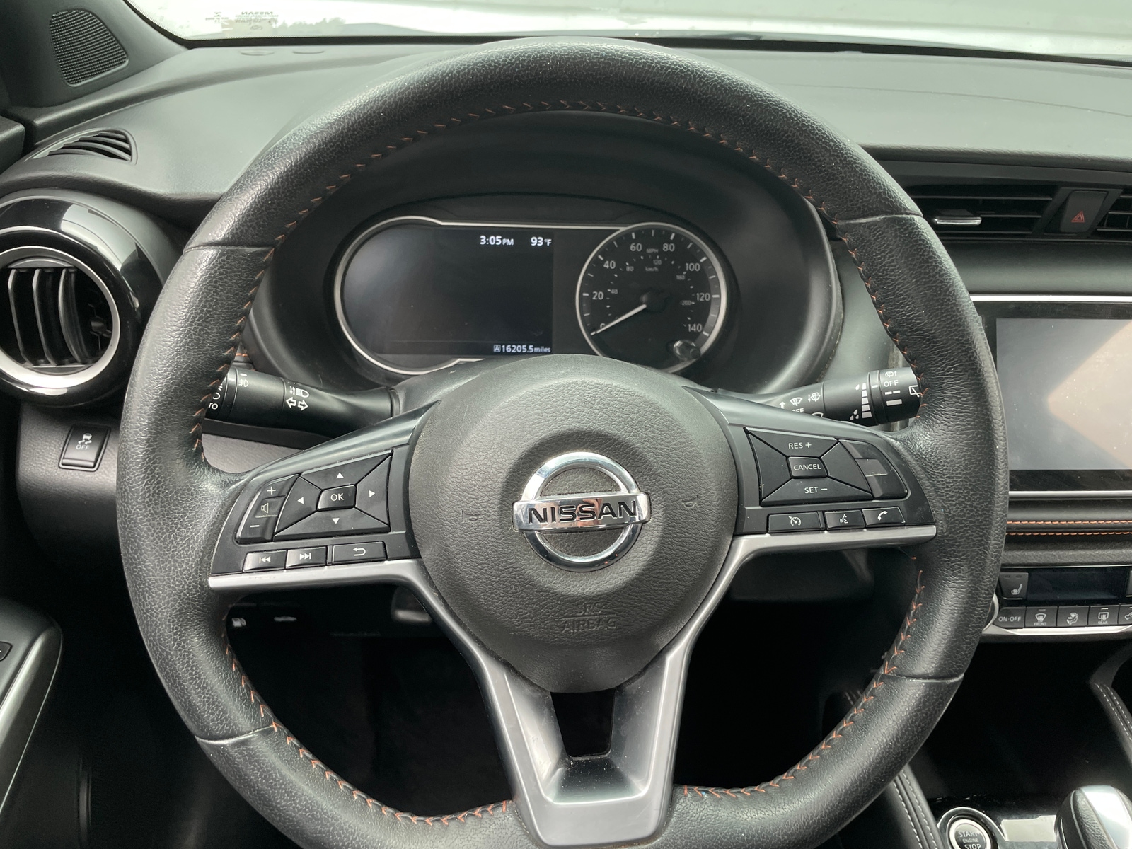 Thumbnail: 2019 Nissan Kicks - 4