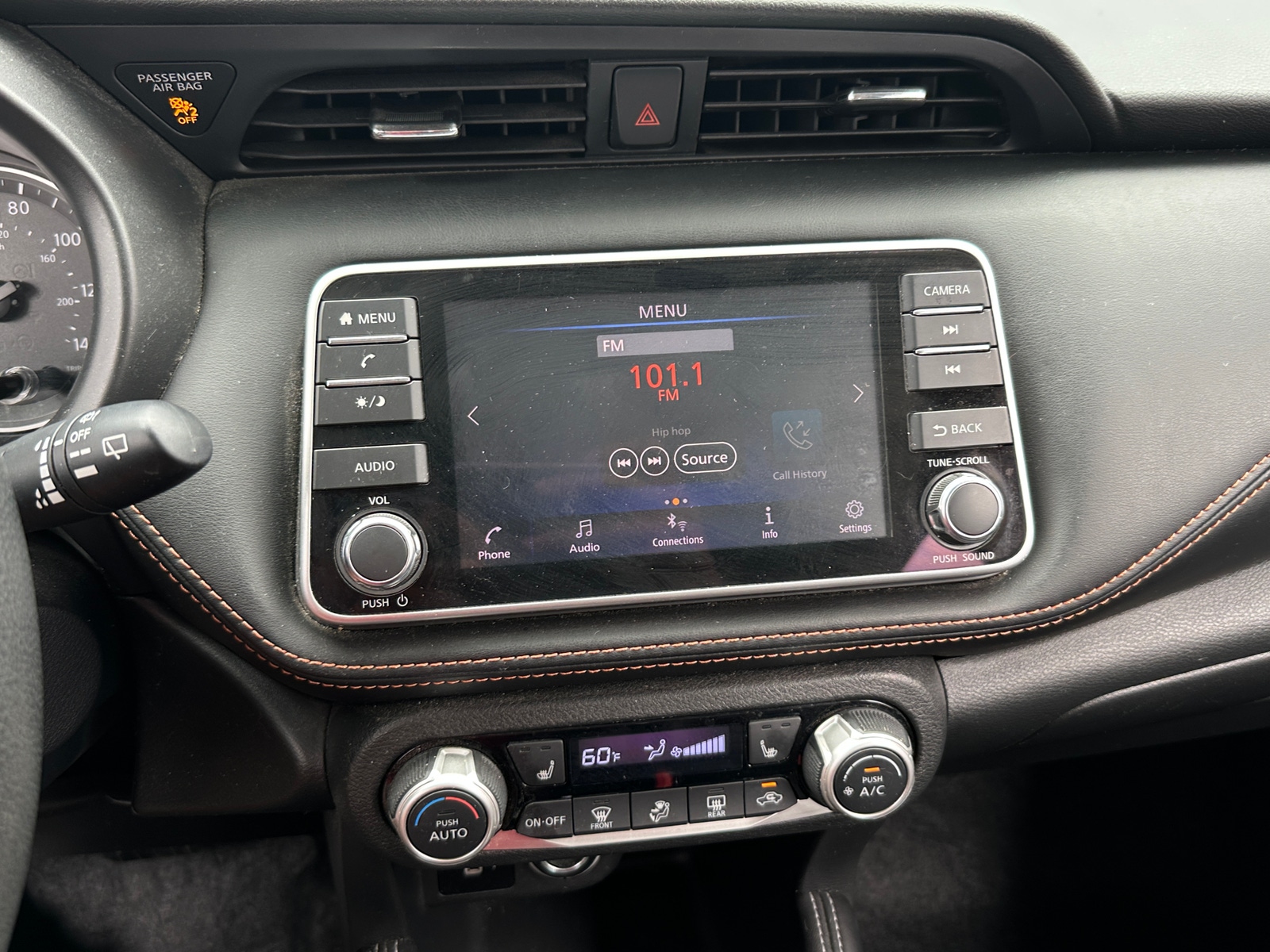 Thumbnail: 2019 Nissan Kicks - 3