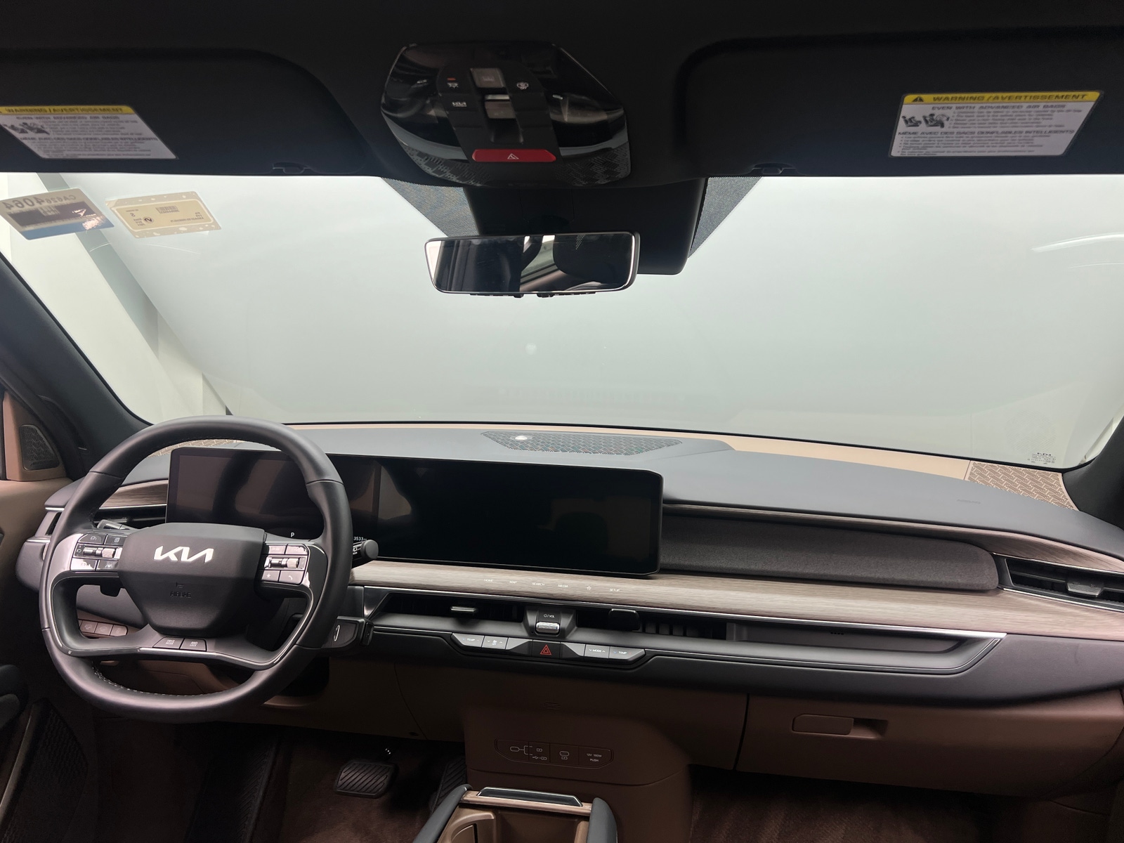 Thumbnail: 2024 Kia EV9 - 2