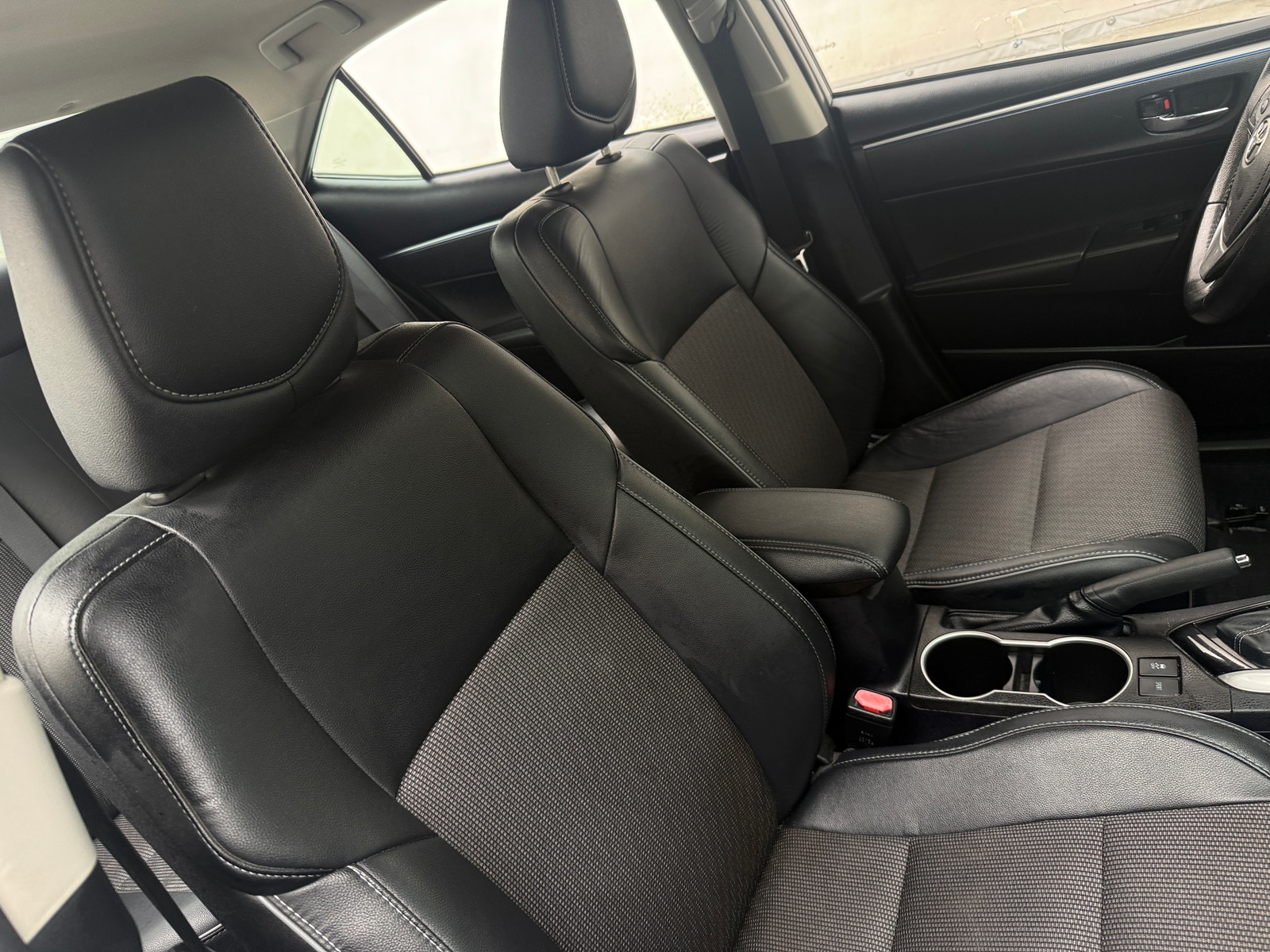 Thumbnail: 2014 Toyota Corolla - 2