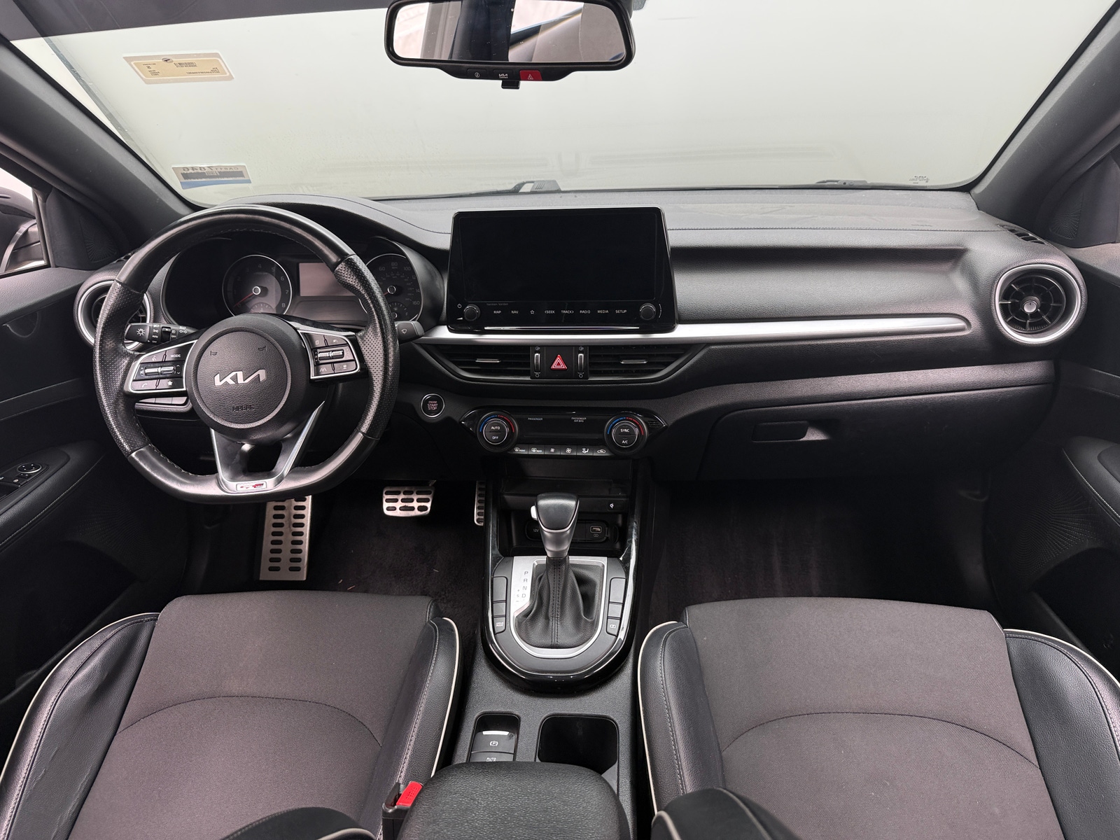 Thumbnail: 2023 Kia Forte - 2