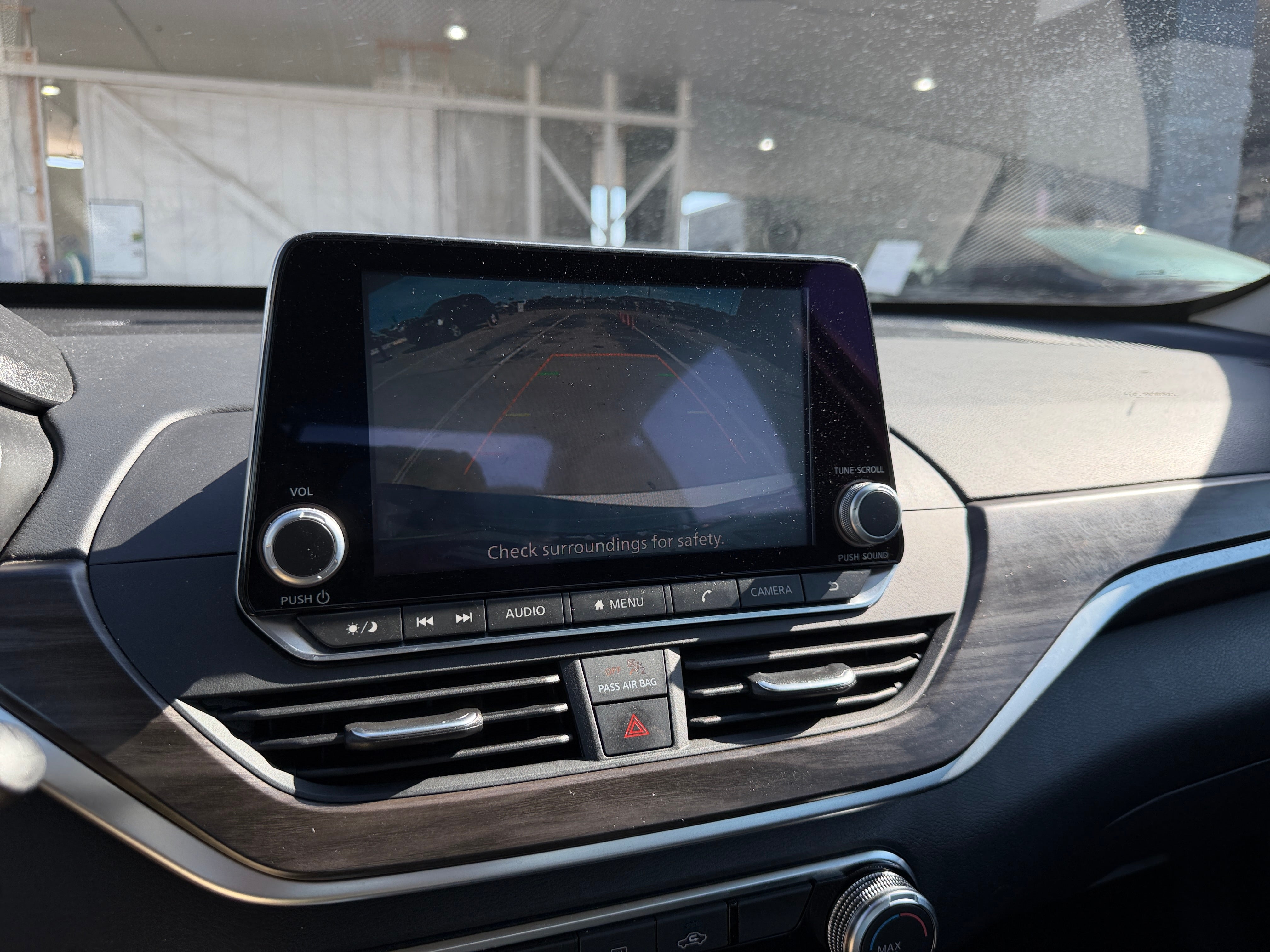 2025 Nissan Altima SV - Photo 13
