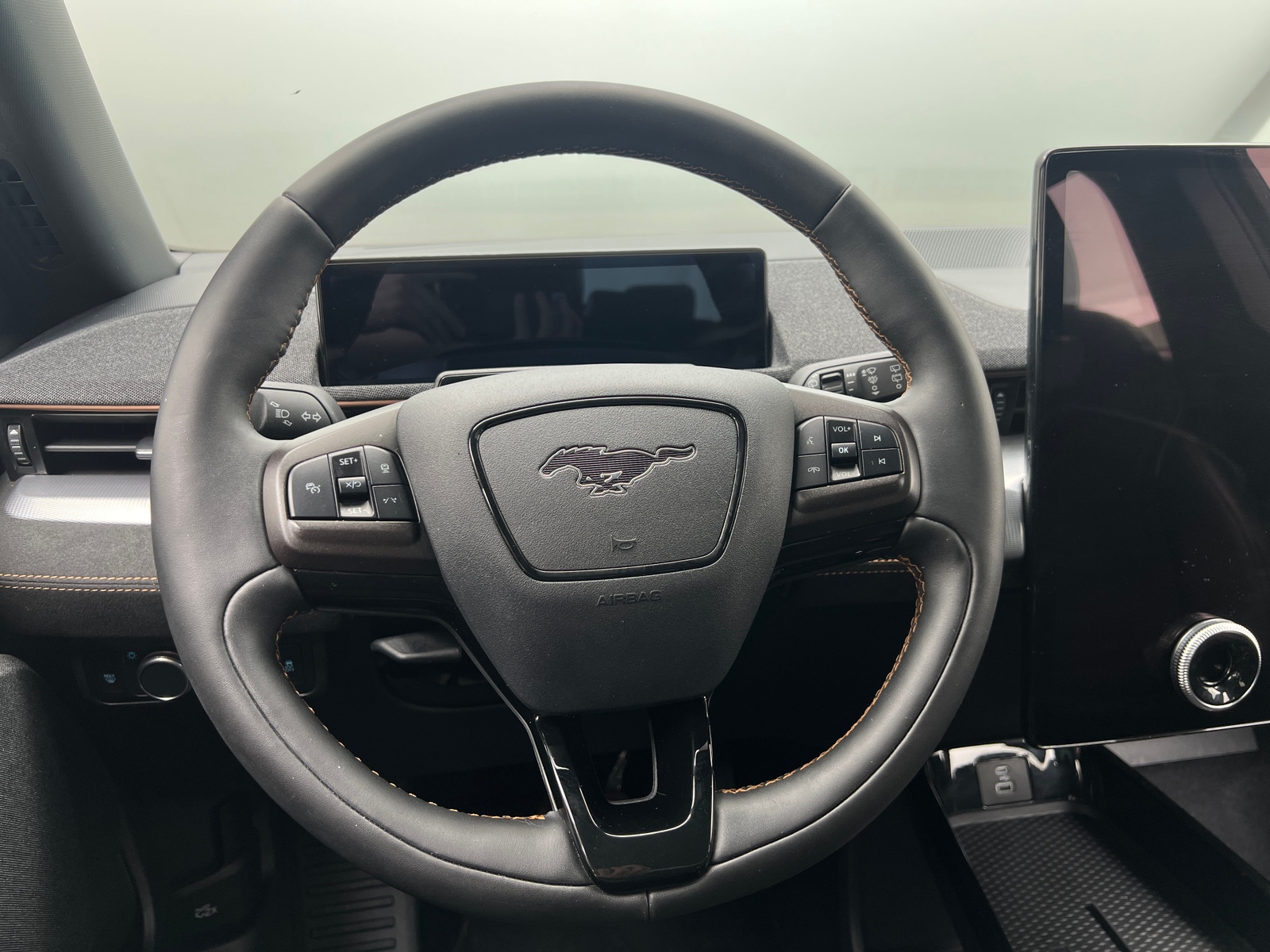 Thumbnail: 2022 Ford Mustang Mach-E - 4