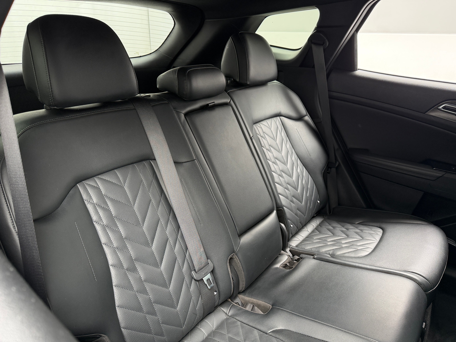 Thumbnail: 2023 Kia Sportage - 5