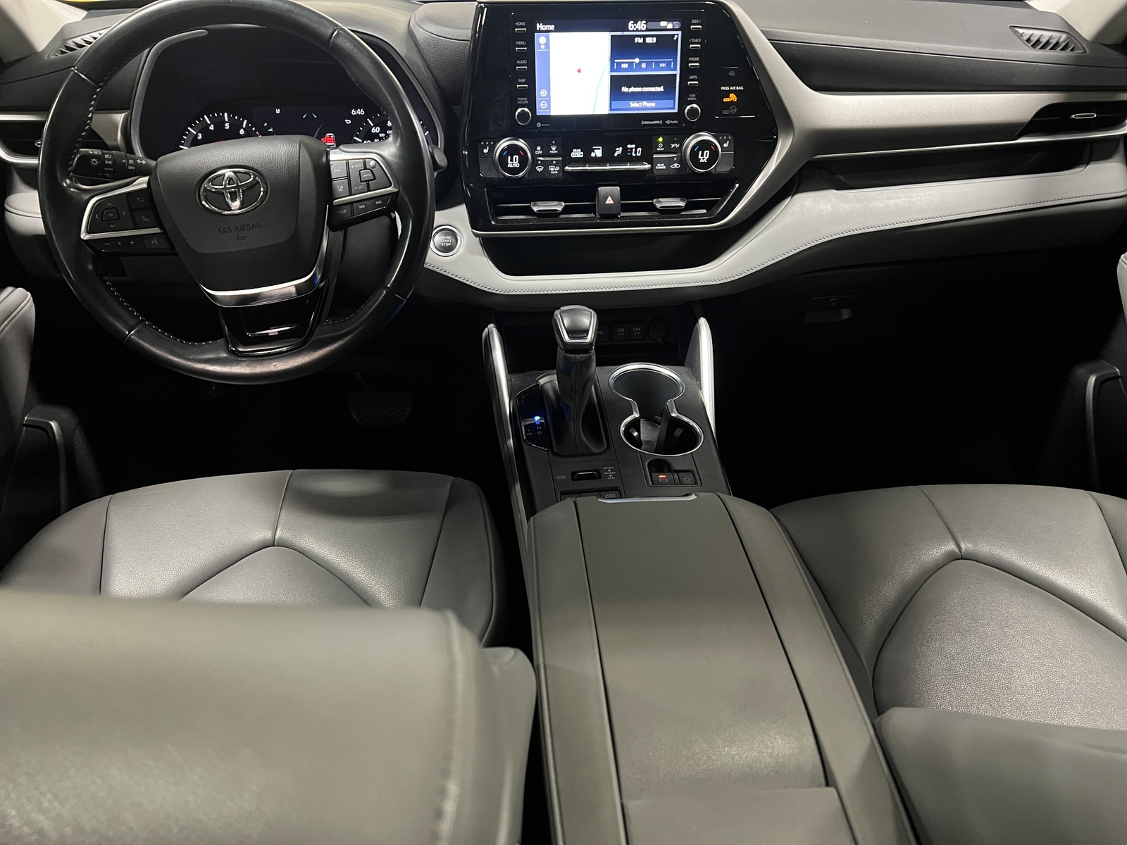 Thumbnail: 2021 Toyota Highlander - 2