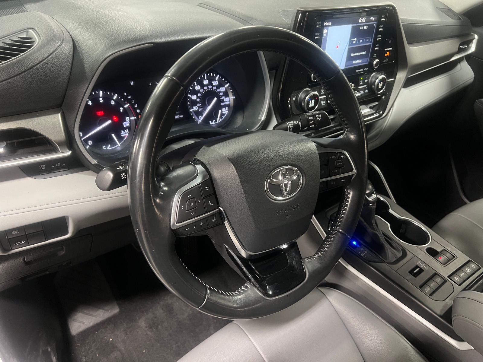 Thumbnail: 2021 Toyota Highlander - 4