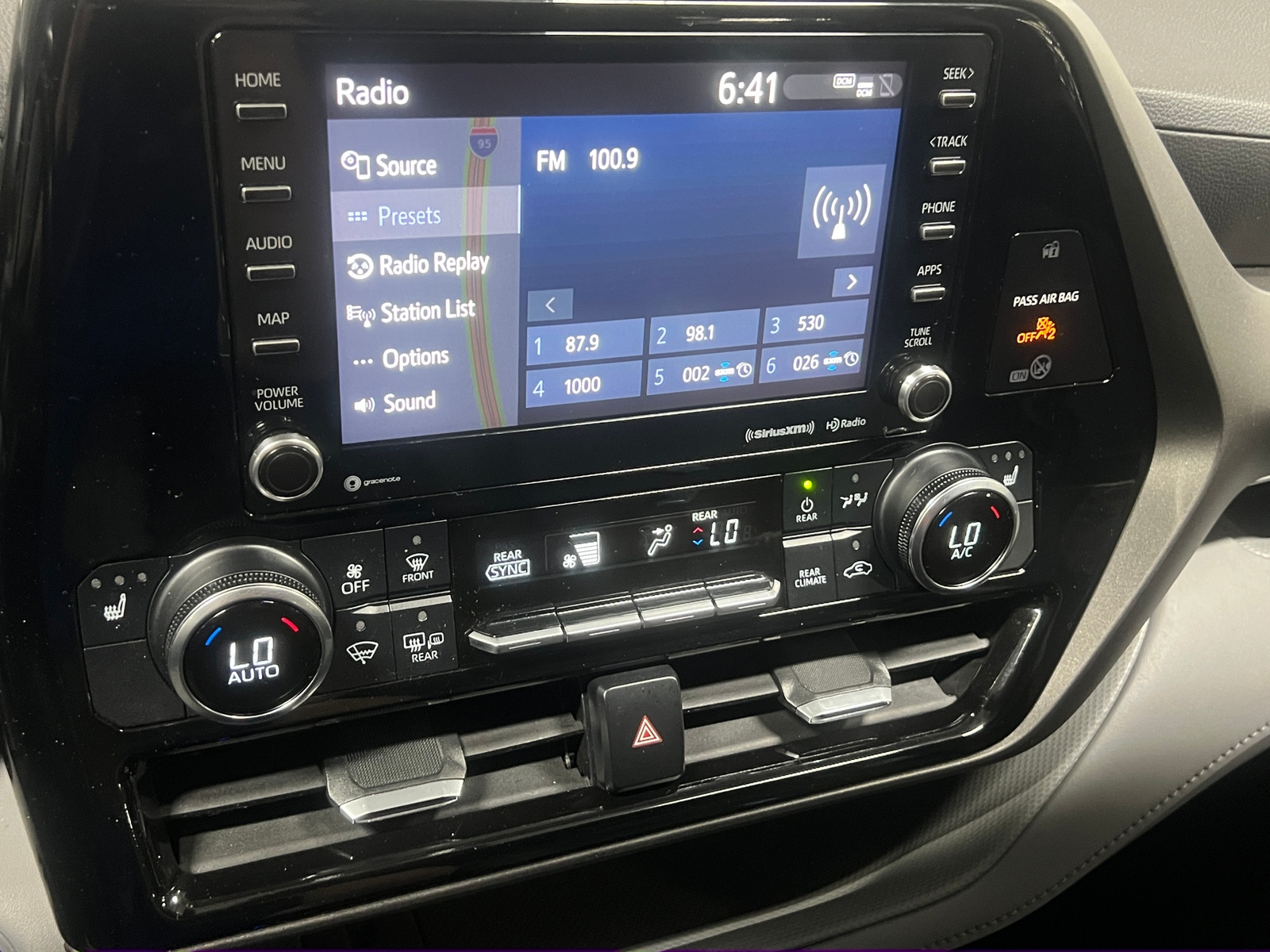 Thumbnail: 2021 Toyota Highlander - 3