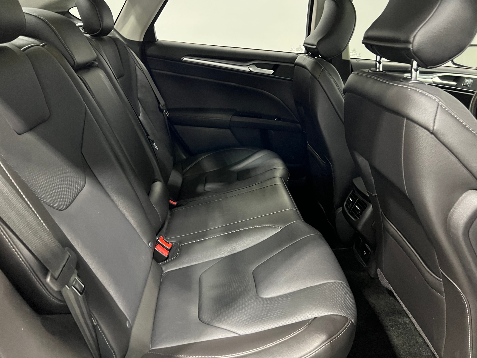 Thumbnail: 2016 Ford Fusion - 5