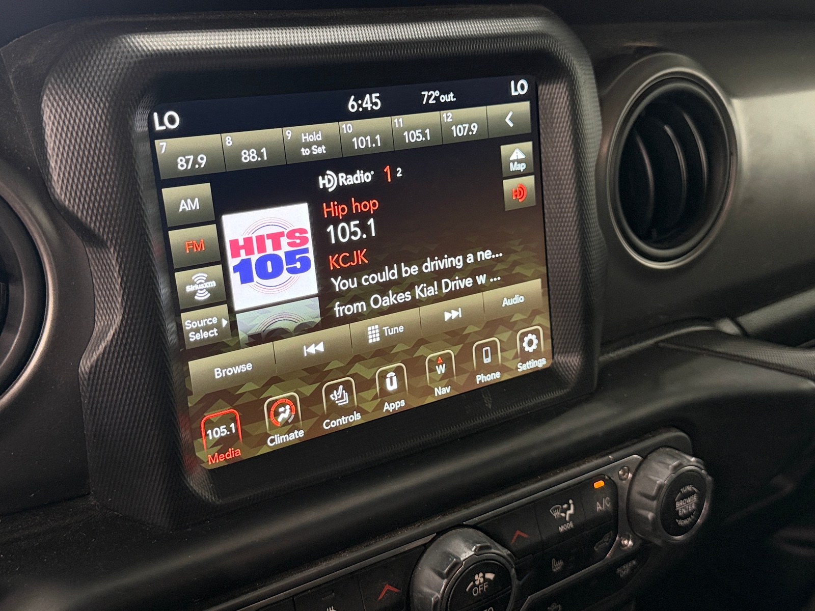 Thumbnail: 2022 Jeep Wrangler - 4